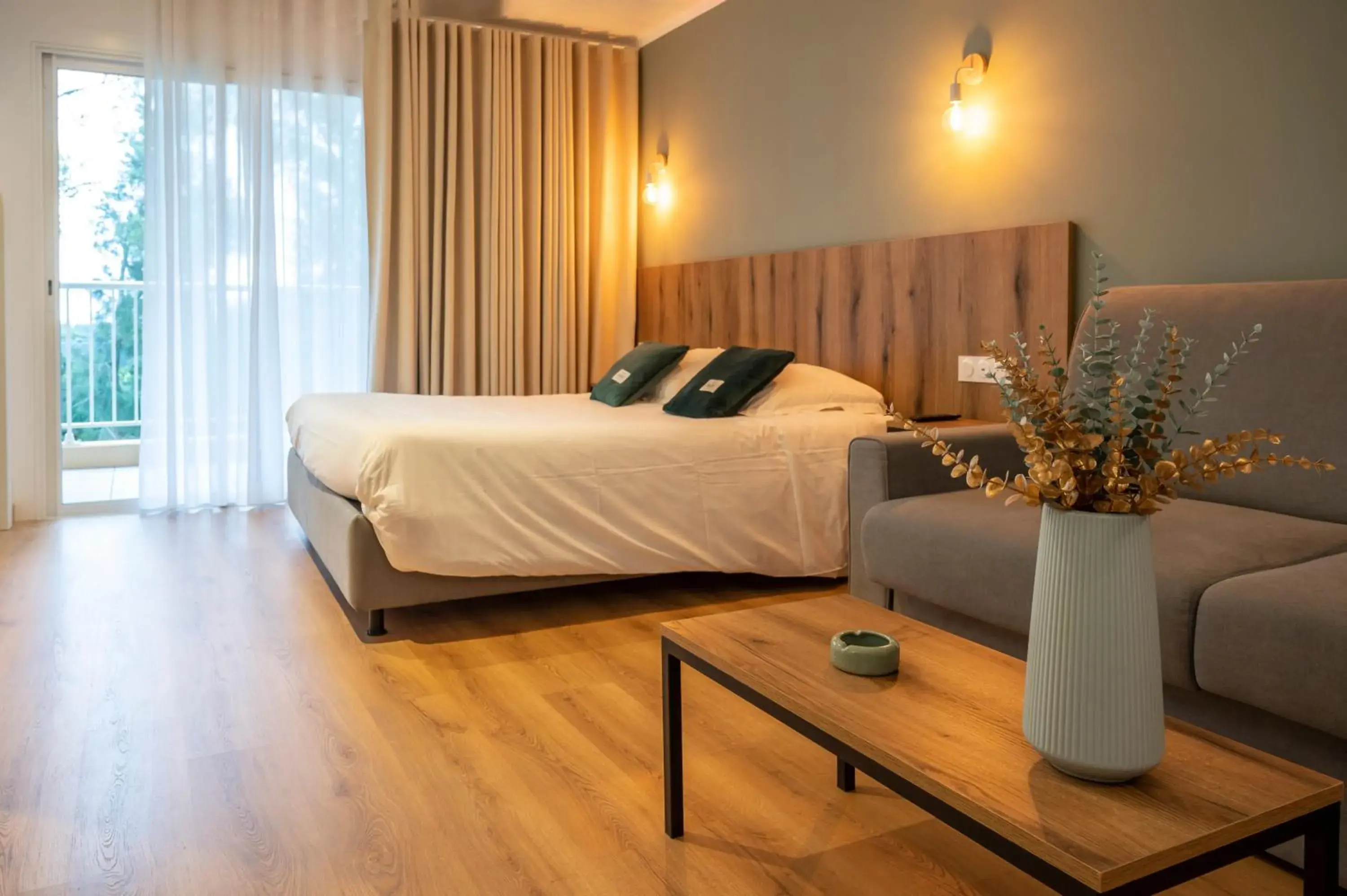 Comfort Quadruple Room in Auberge les Oliviers Comfort Quadruple Room in Auberge les Oliviers