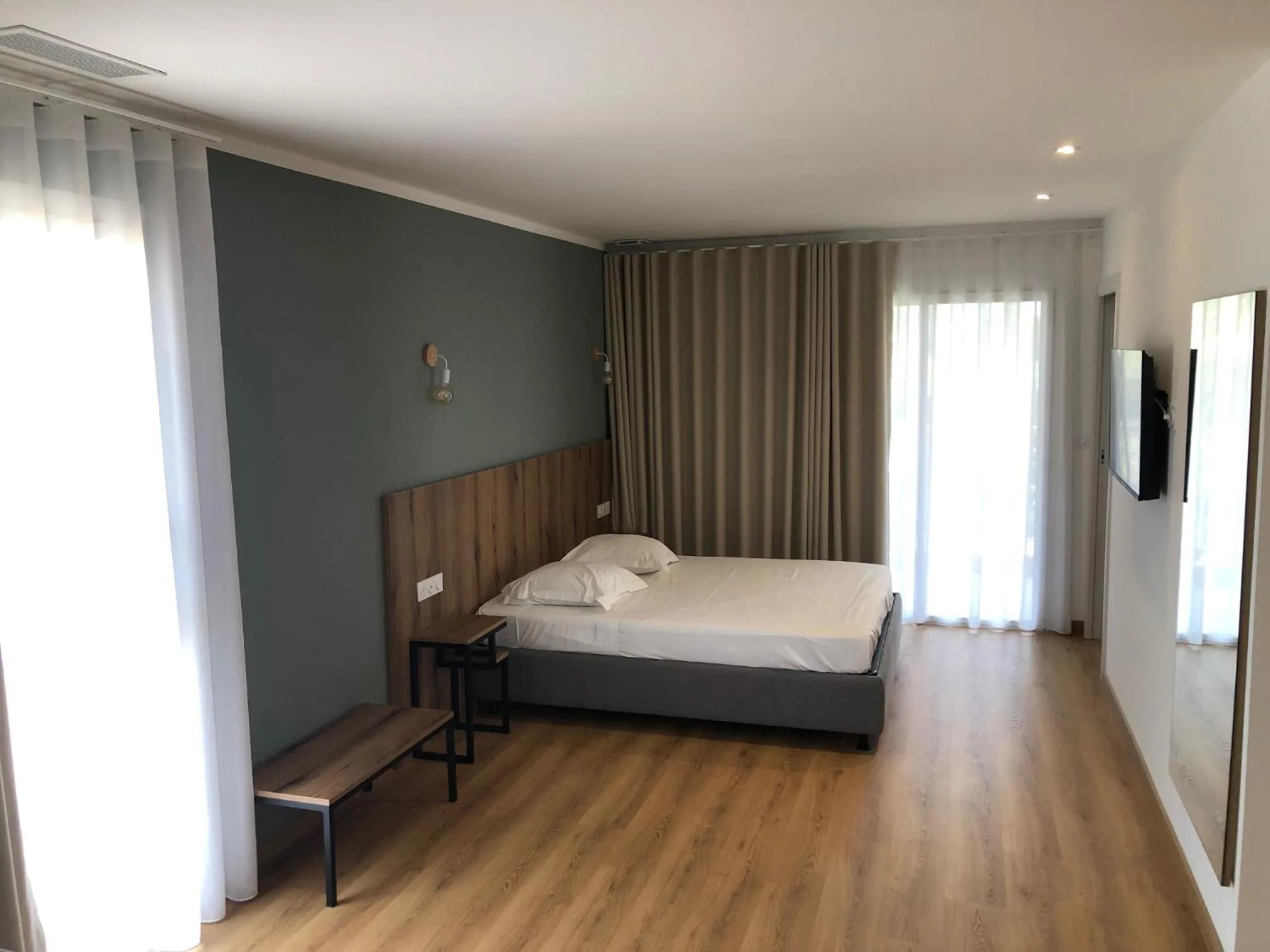 Bedroom, Bed in Auberge les Oliviers