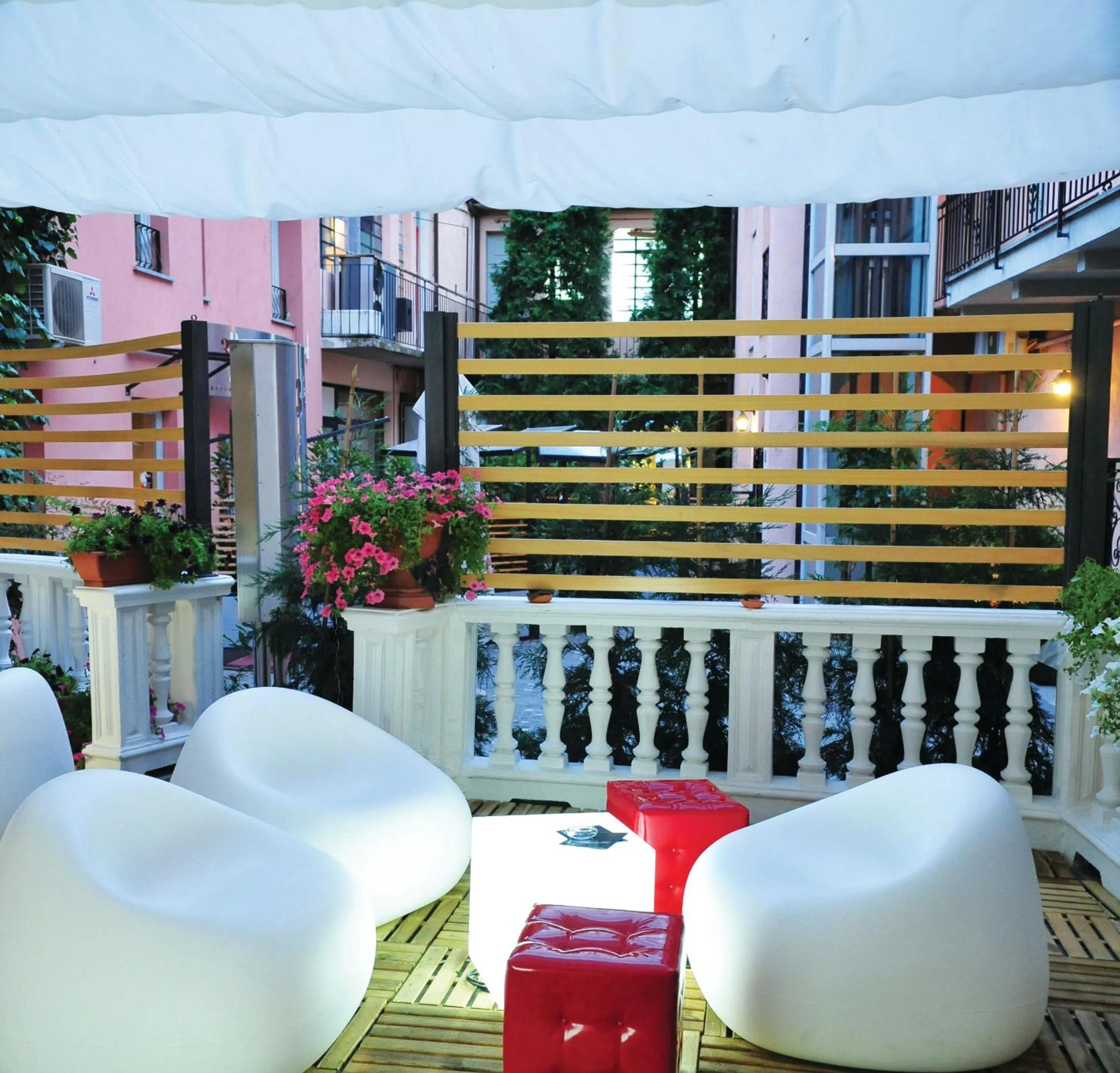 HH Hermoso Housing VALENZA