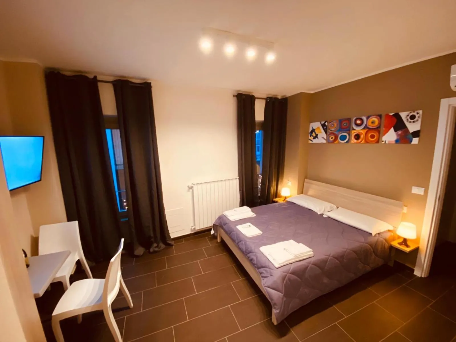 Bed in HH Hermoso Housing VALENZA