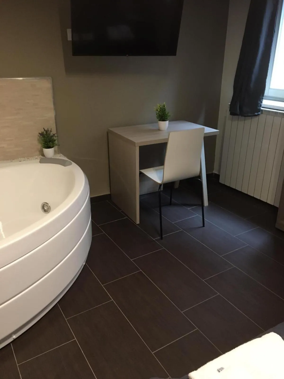 HH Hermoso Housing VALENZA