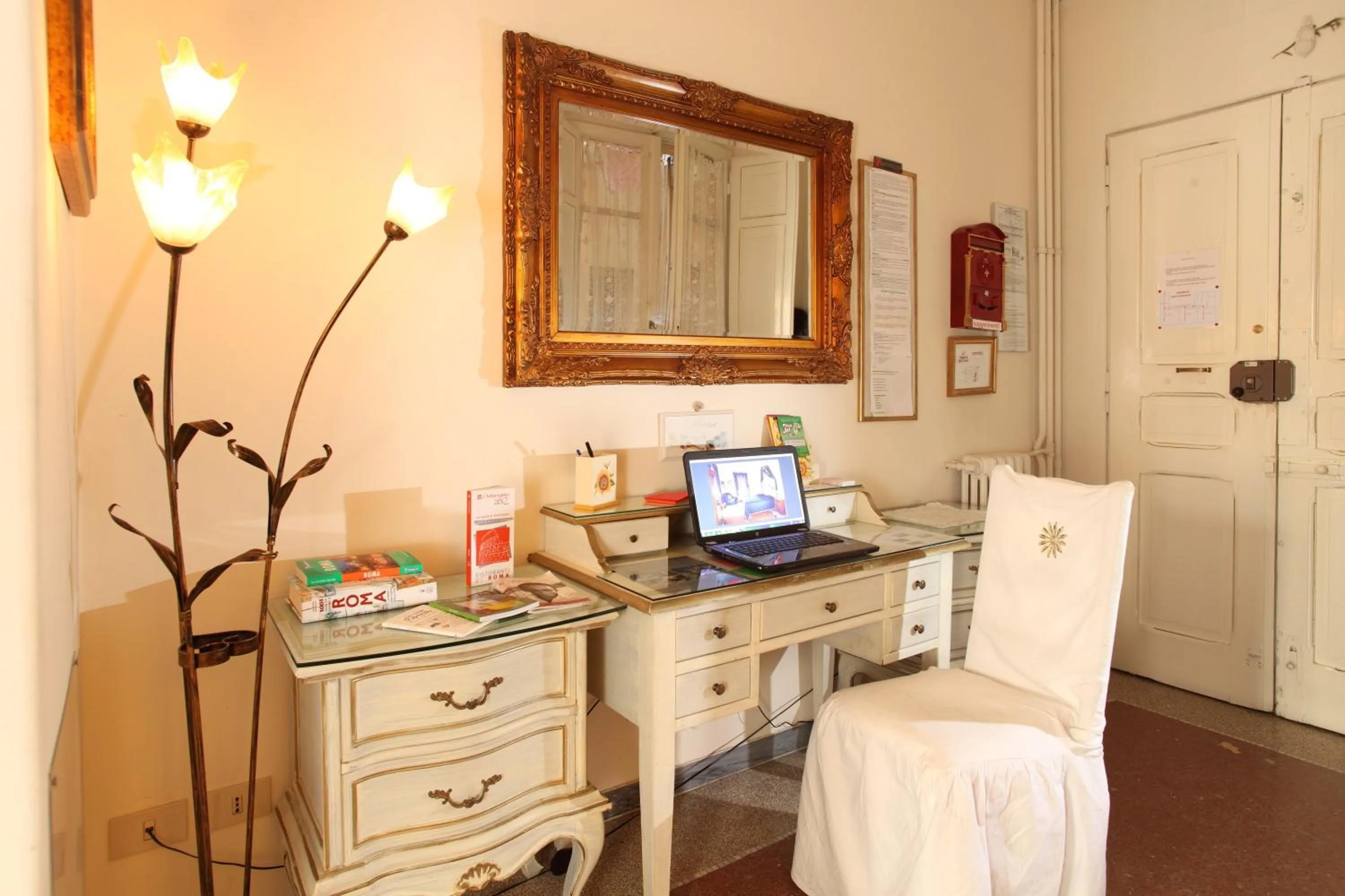 Lobby or reception in B&B DolceVirginia