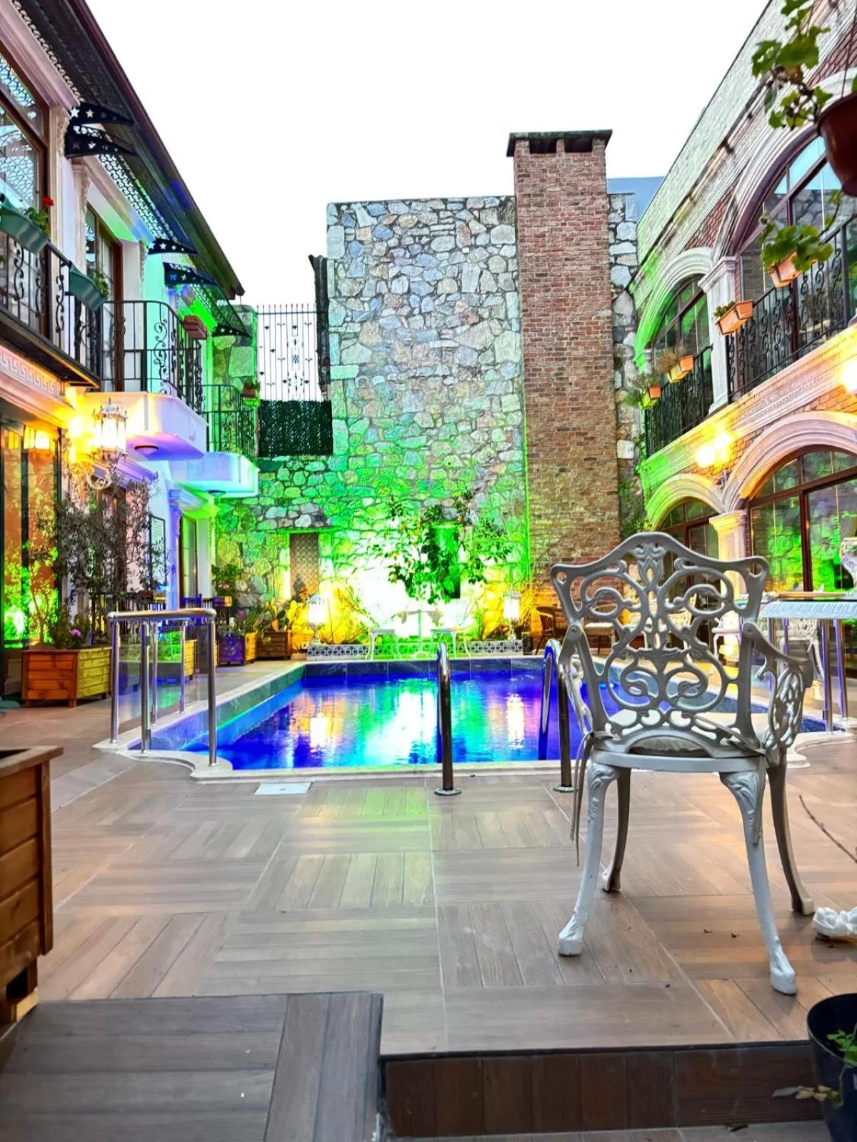 Pool view in Saint John Hotel