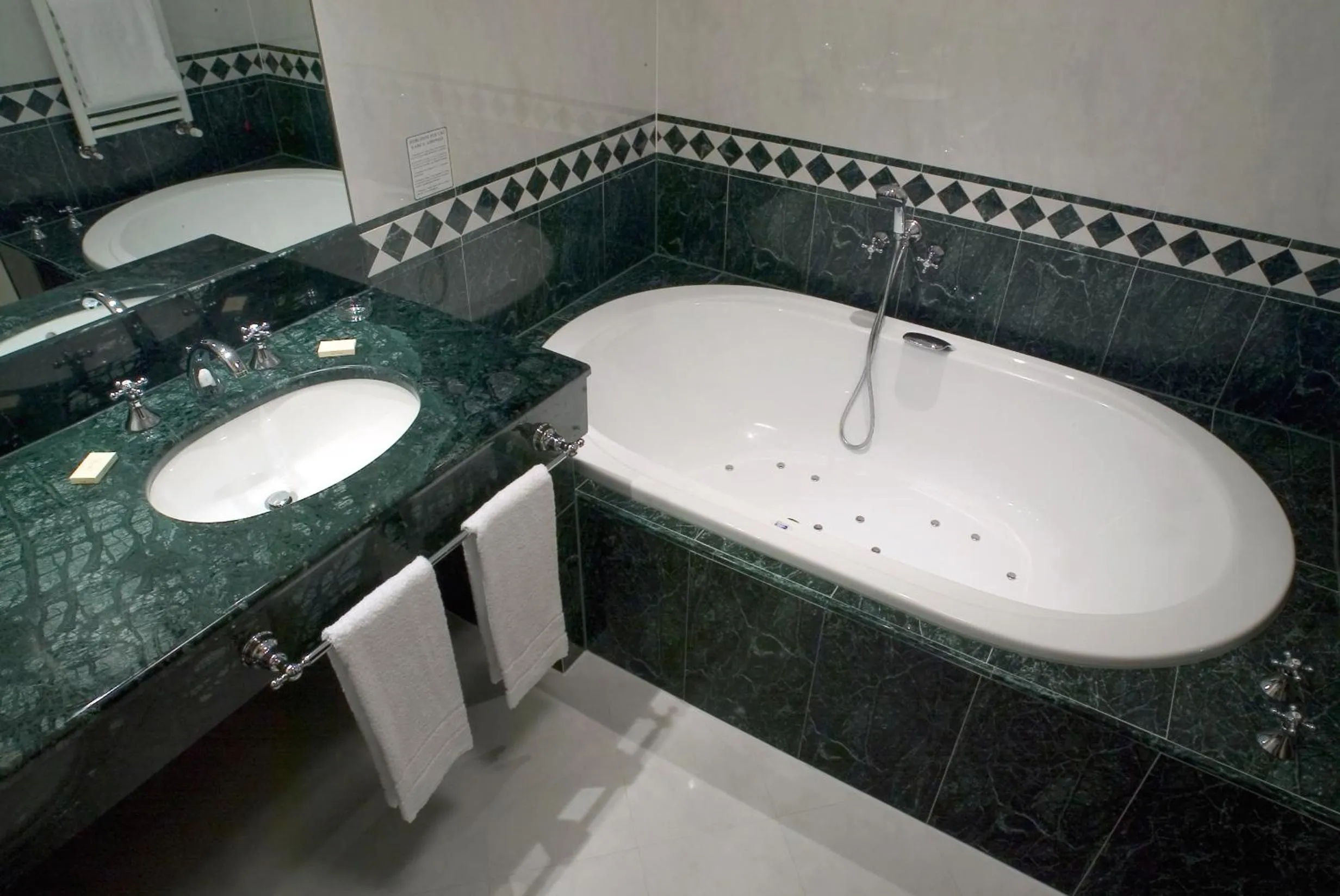 Bathroom in Hotel Maxim