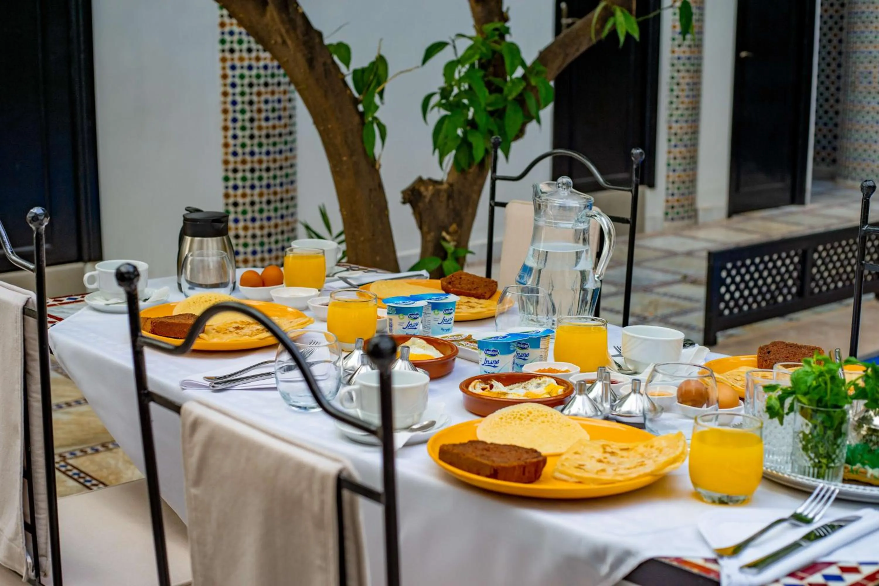 Breakfast in Riad Dar Dialkoum