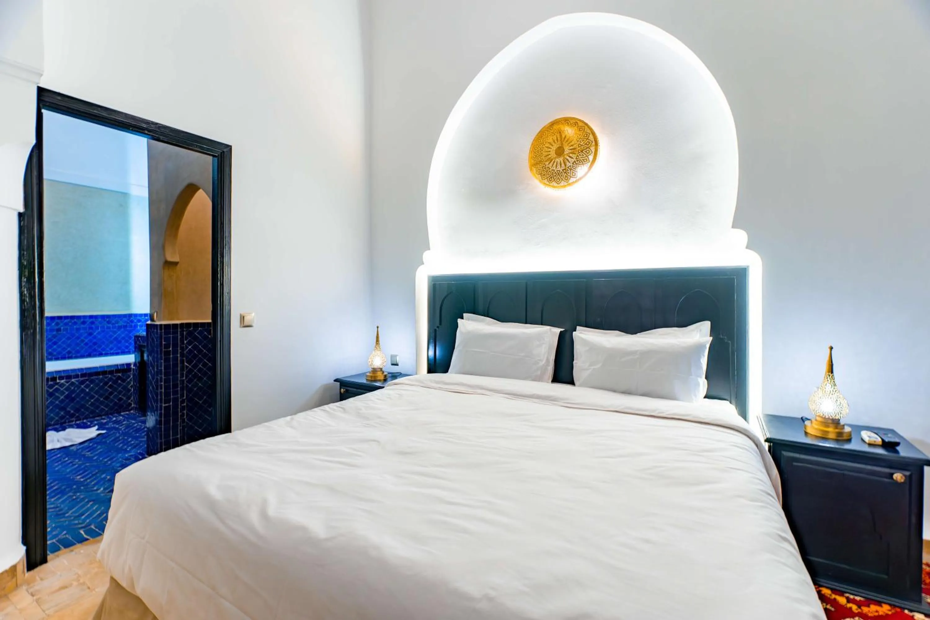 Bedroom in Riad Dar Dialkoum