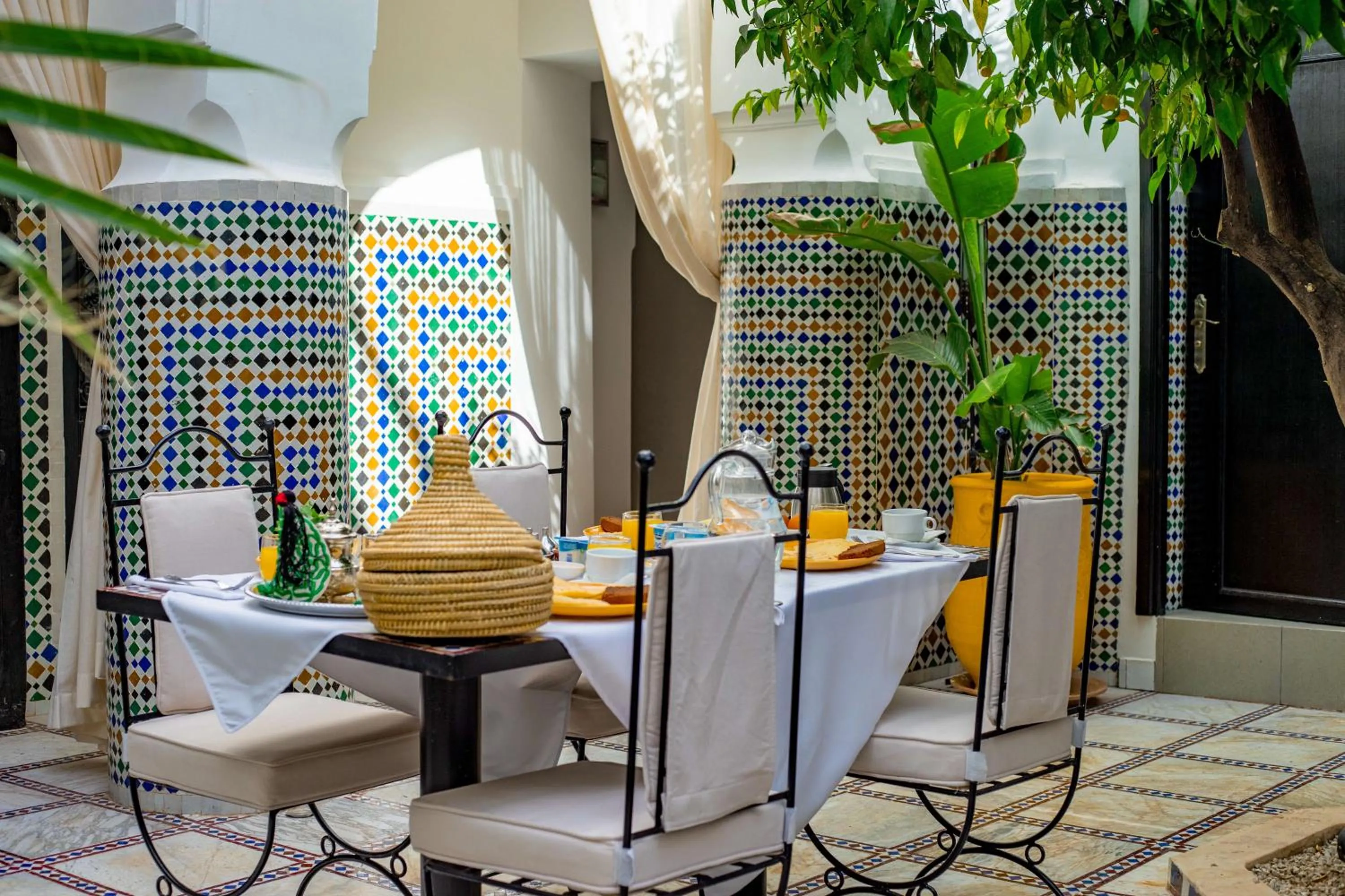 Patio in Riad Dar Dialkoum