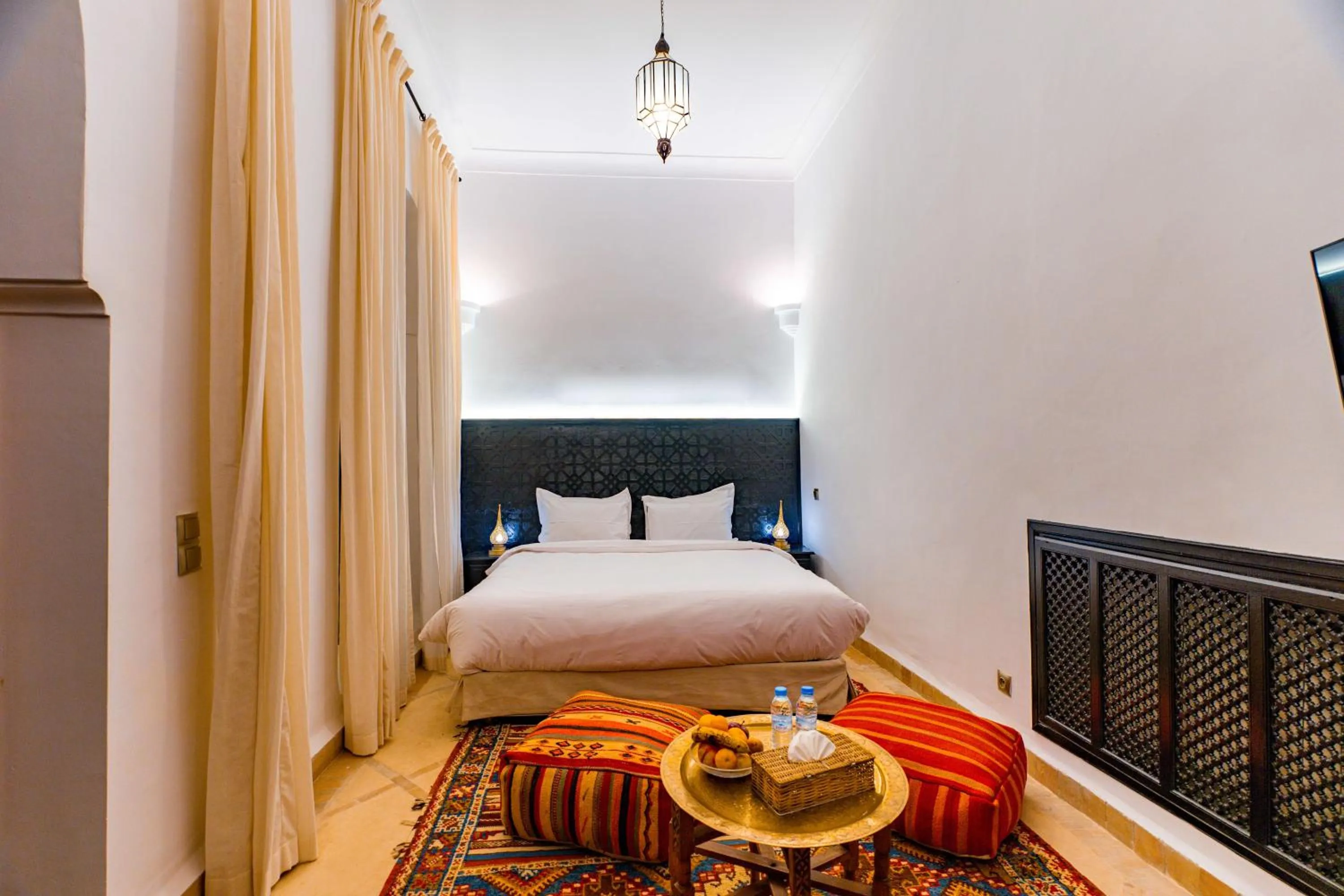 Bedroom in Riad Dar Dialkoum