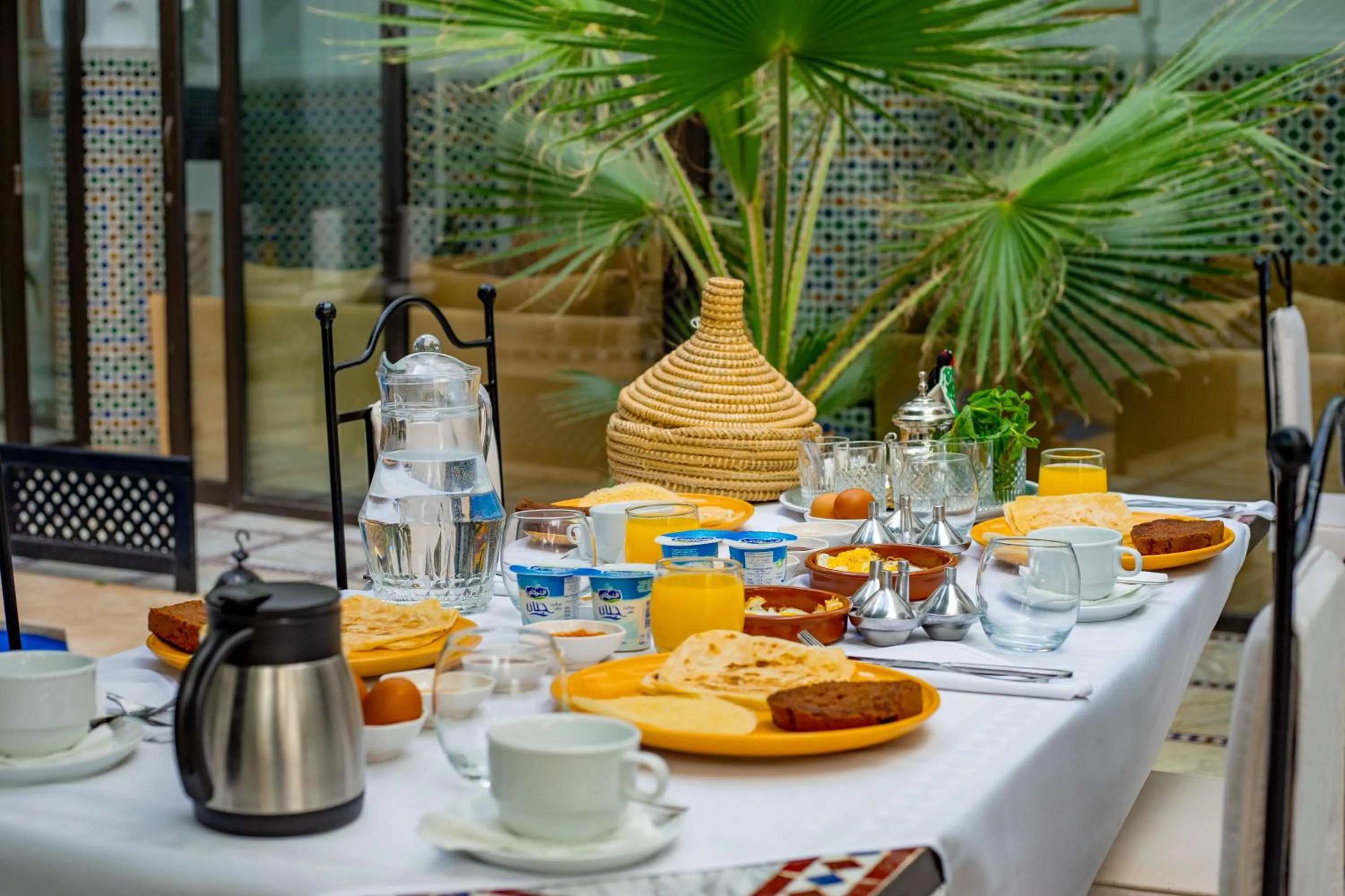 Breakfast in Riad Dar Dialkoum