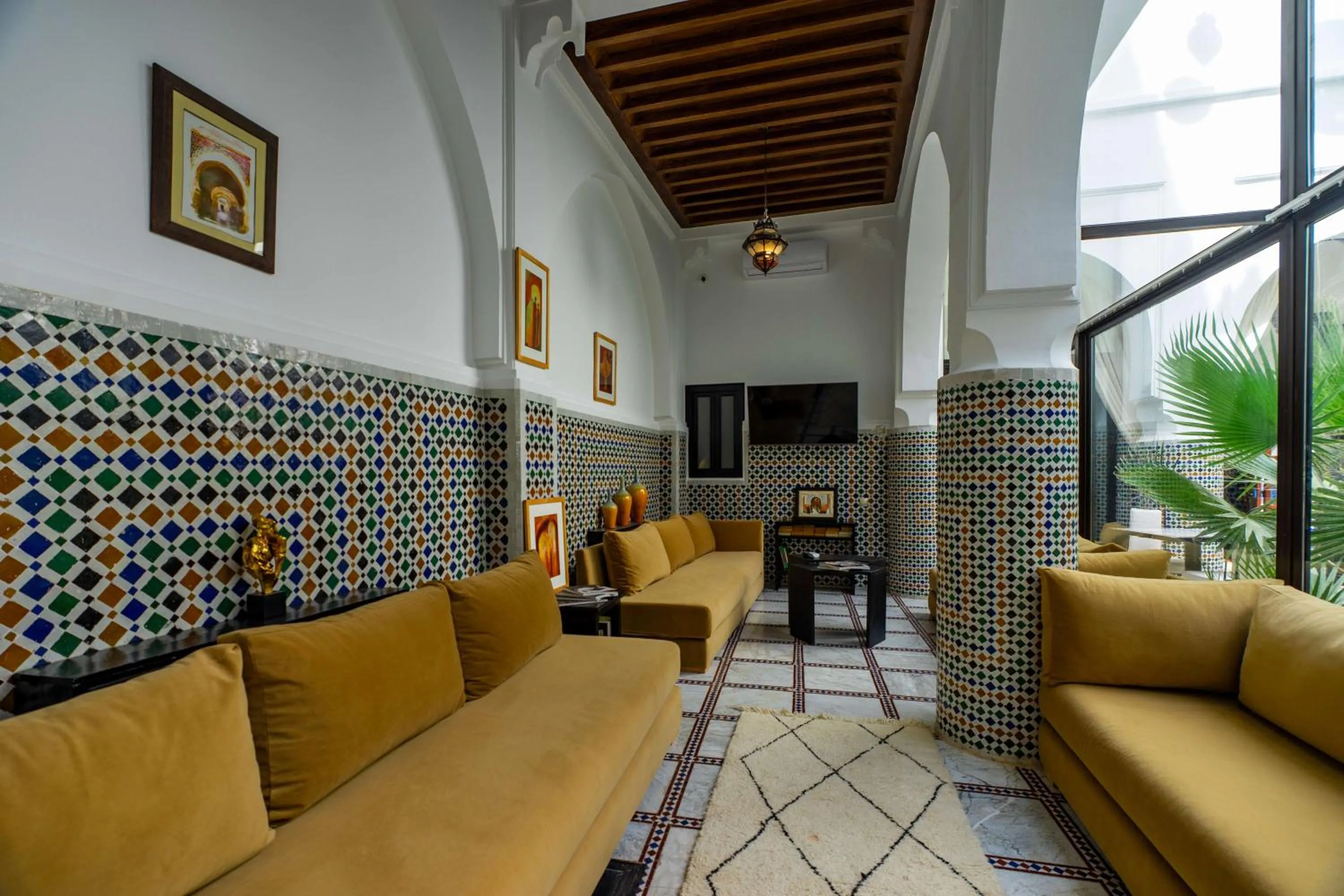 Living room in Riad Dar Dialkoum