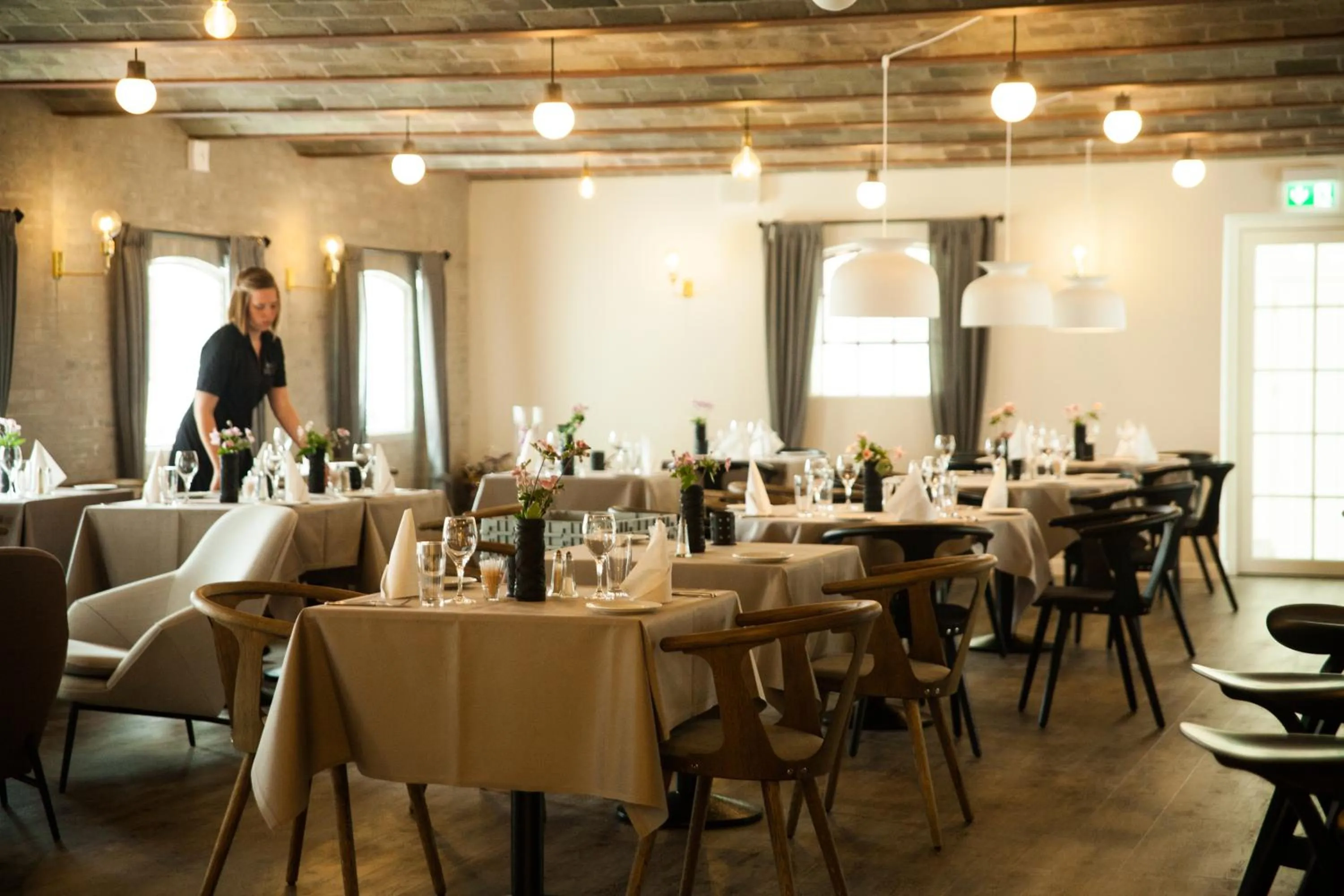 Restaurant/places to eat in Bramslevgaard