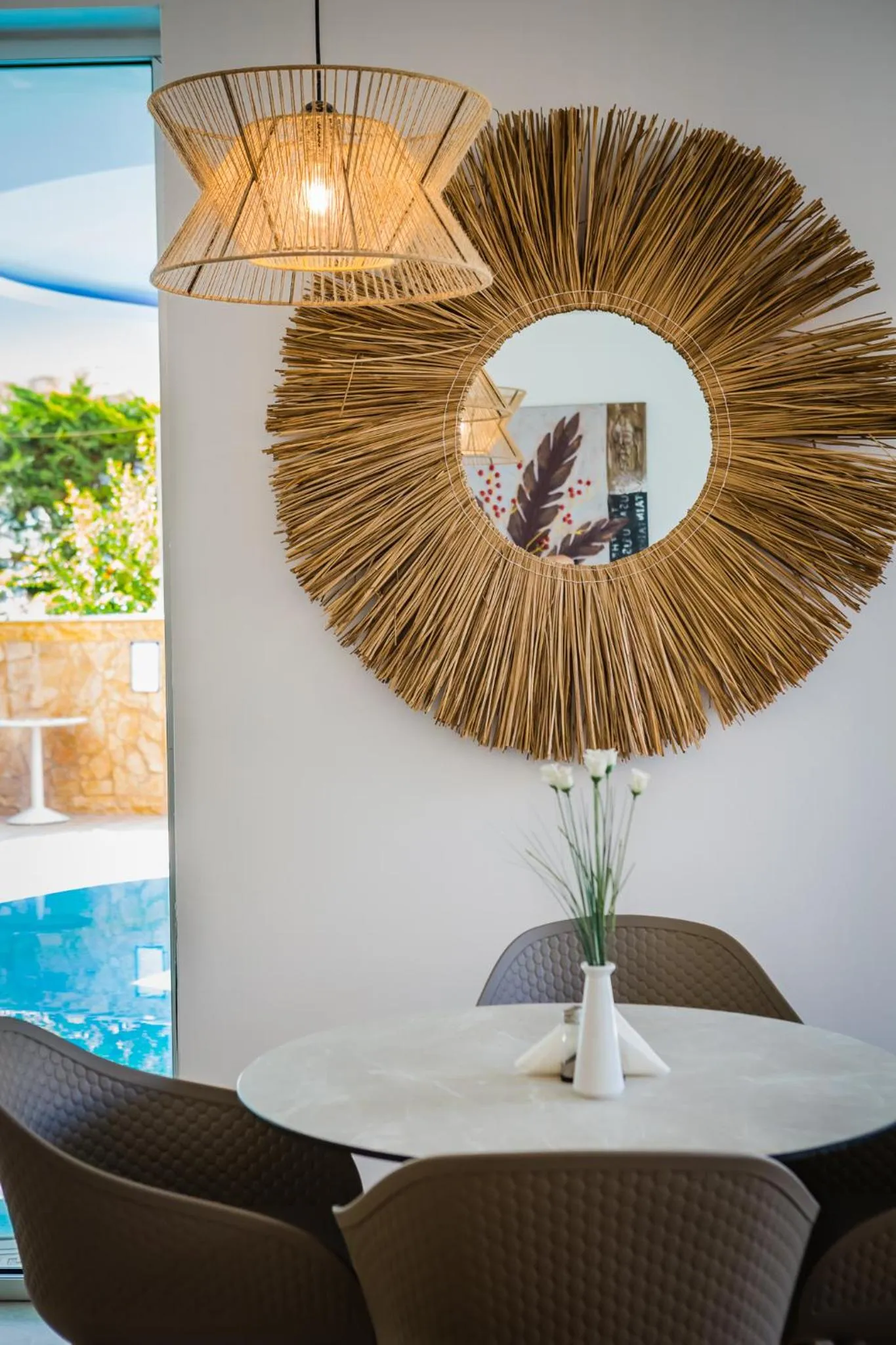 Theo Beach Hotel Apartments