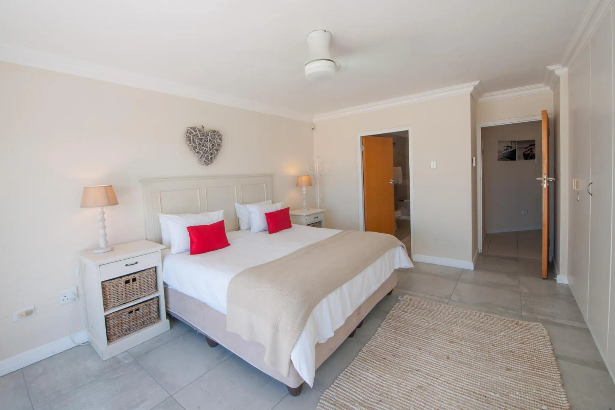 Bed in Plett Beachfront Accommodation