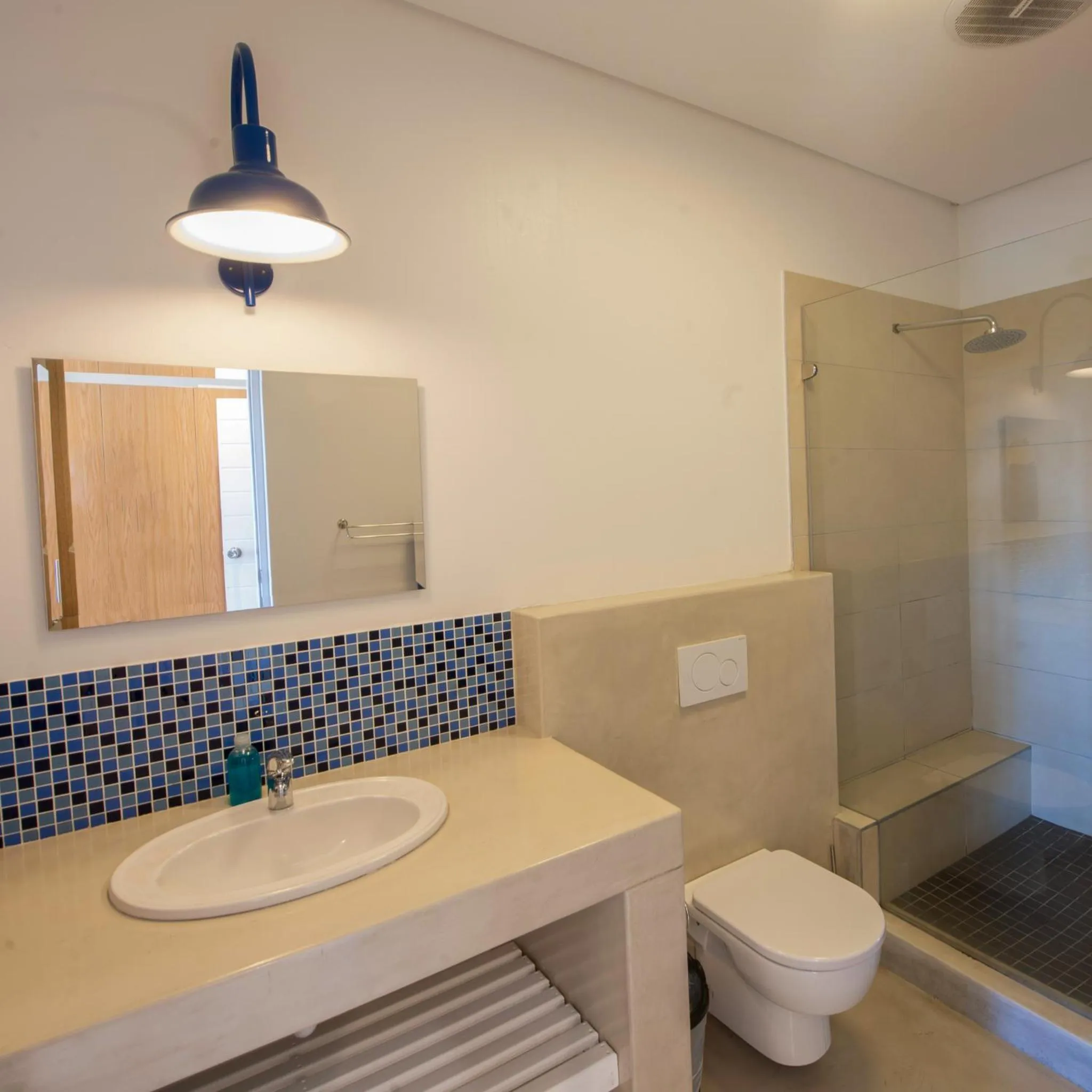 Bathroom in Plett Beachfront Accommodation