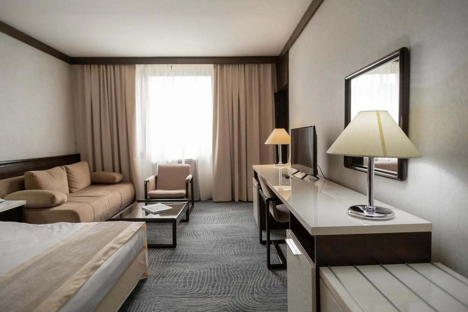 Bed in Hotel Holiday