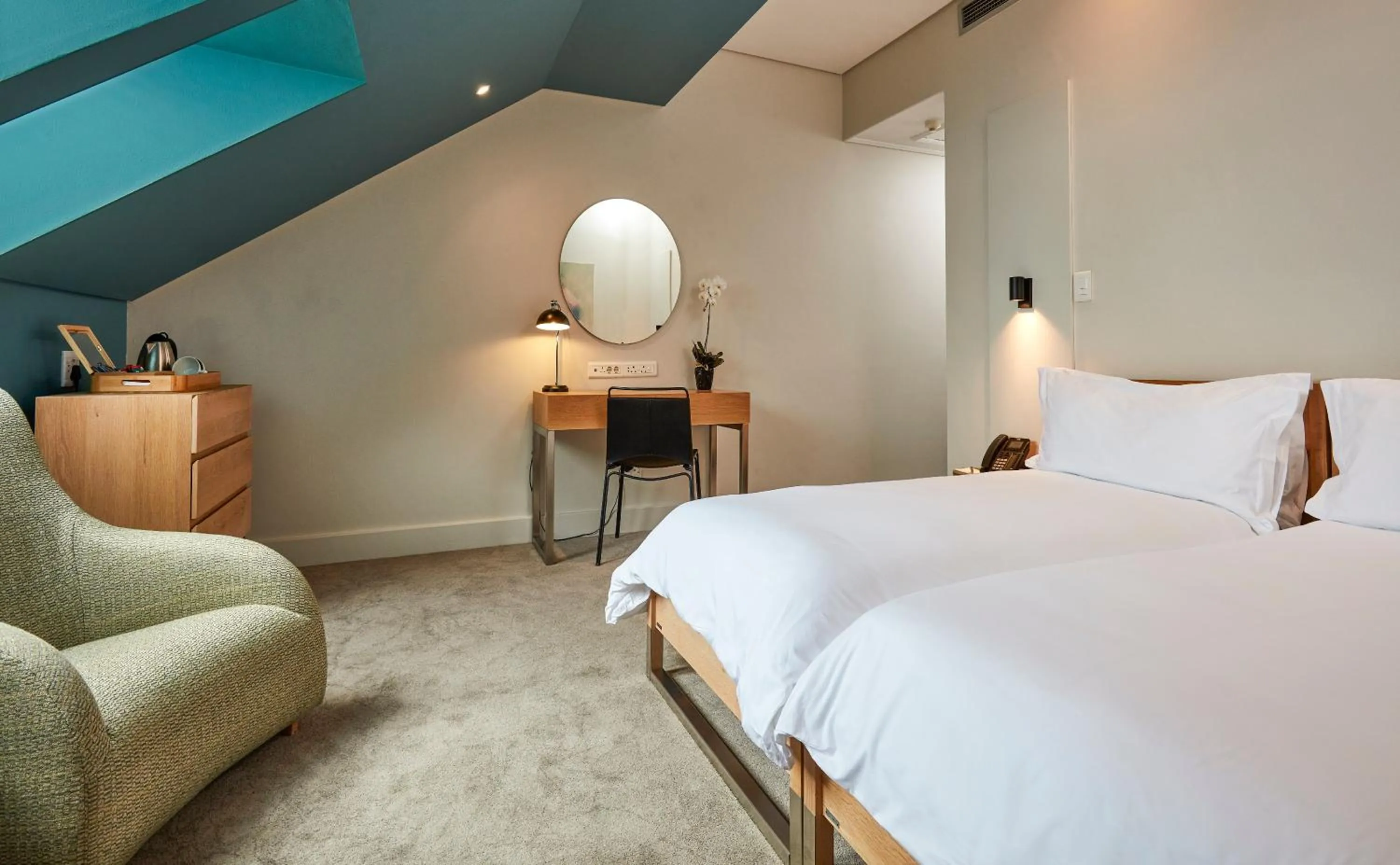 Bedroom, Bed in Victoria & Alfred Hotel by NEWMARK
