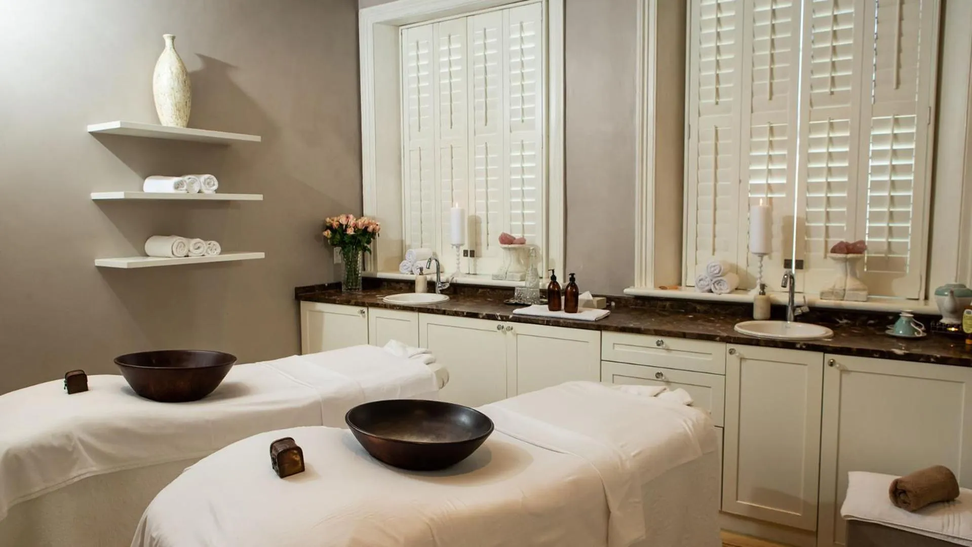 Spa and wellness centre/facilities in Victoria & Alfred Hotel by NEWMARK