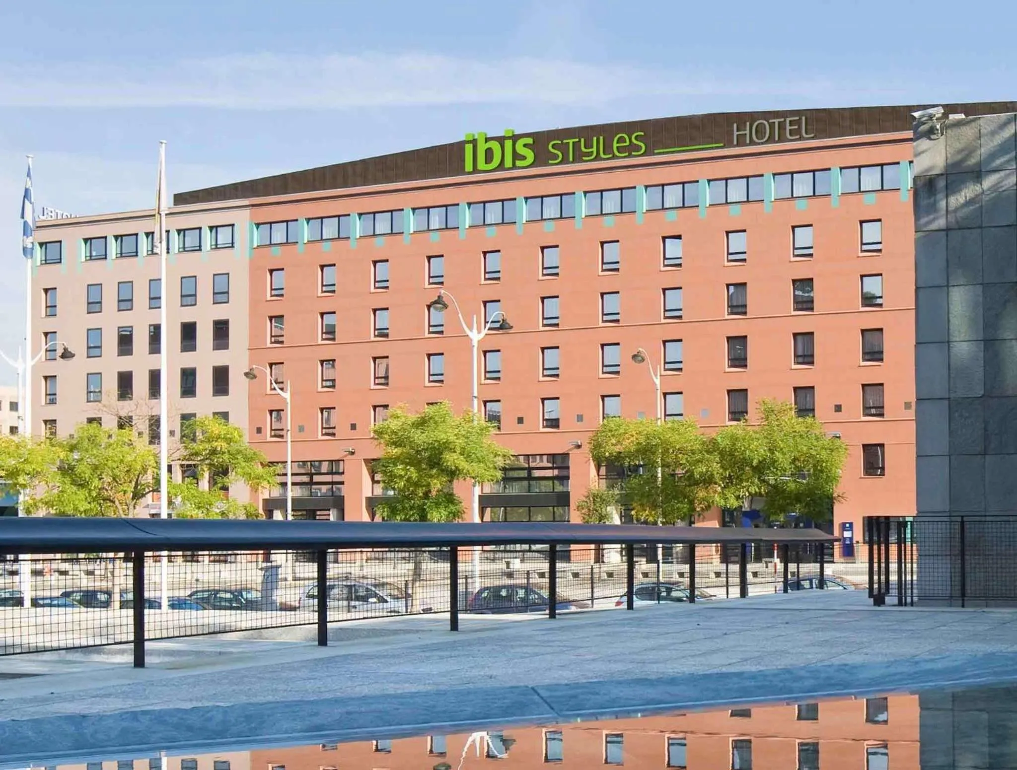 Property building in ibis Styles Evry Courcouronnes Hotel and Events