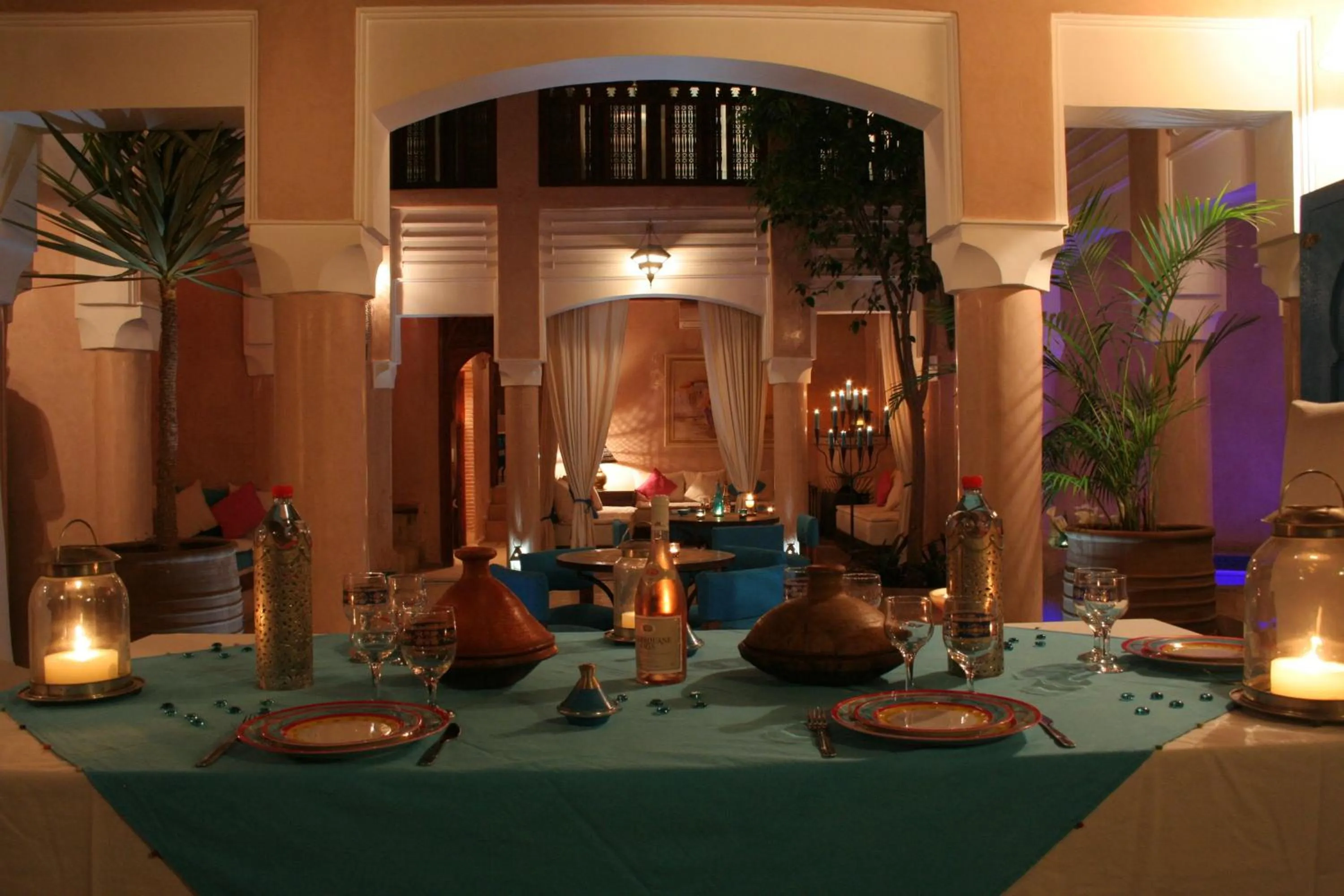 Restaurant/places to eat in Riad Turquoise