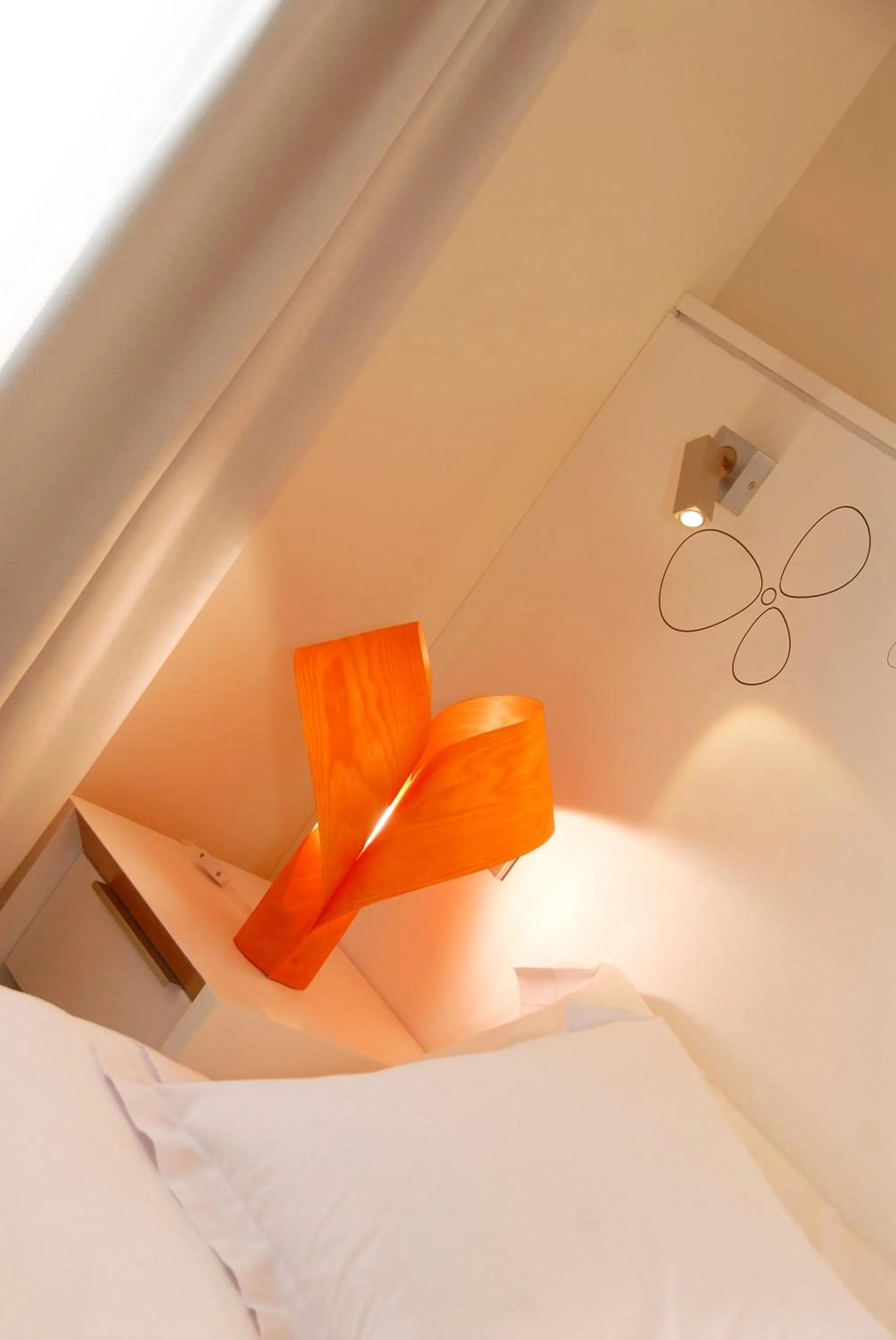 Decorative detail, Bed in Hostal riMboMbin