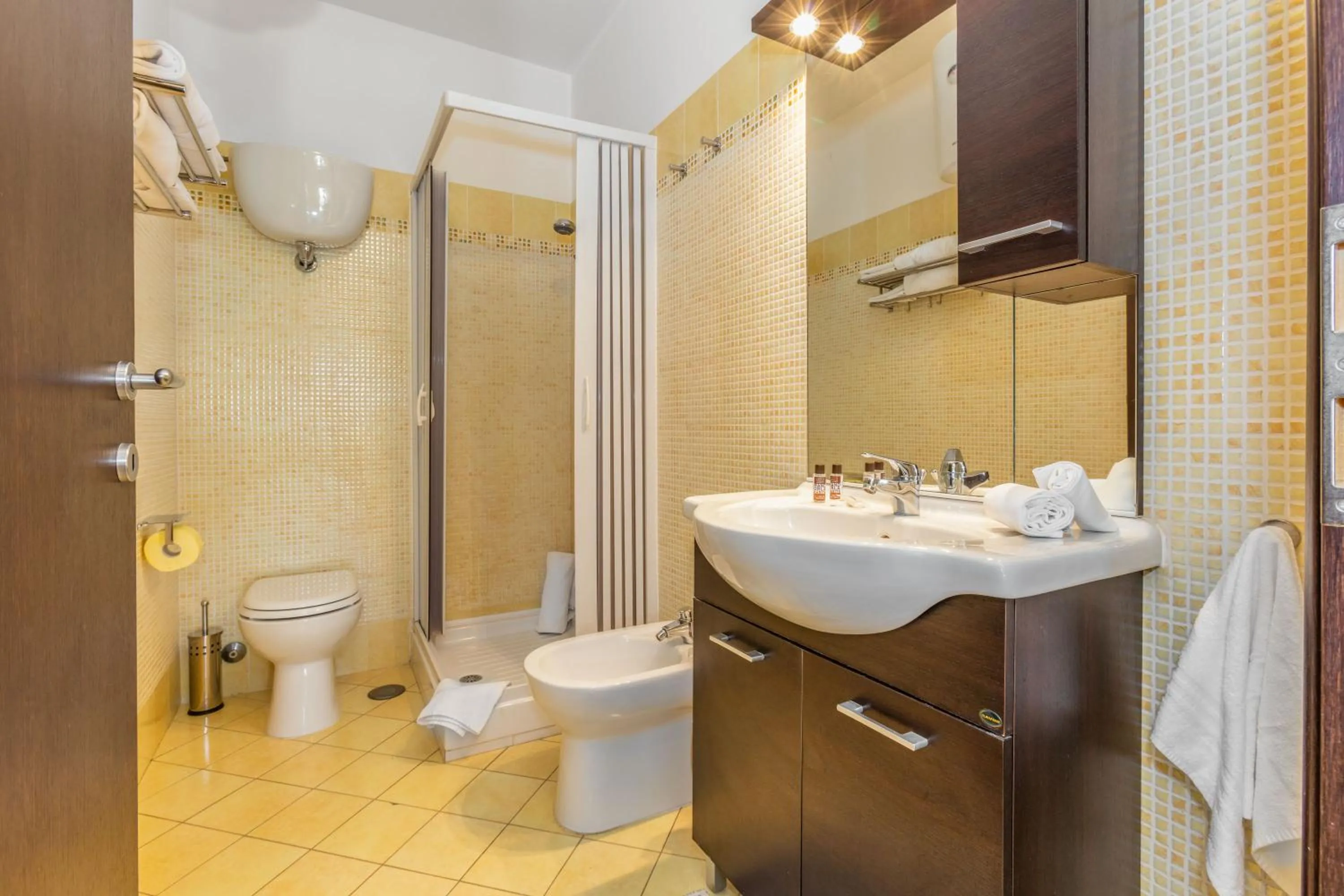 Superior Apartment in Asso Residence