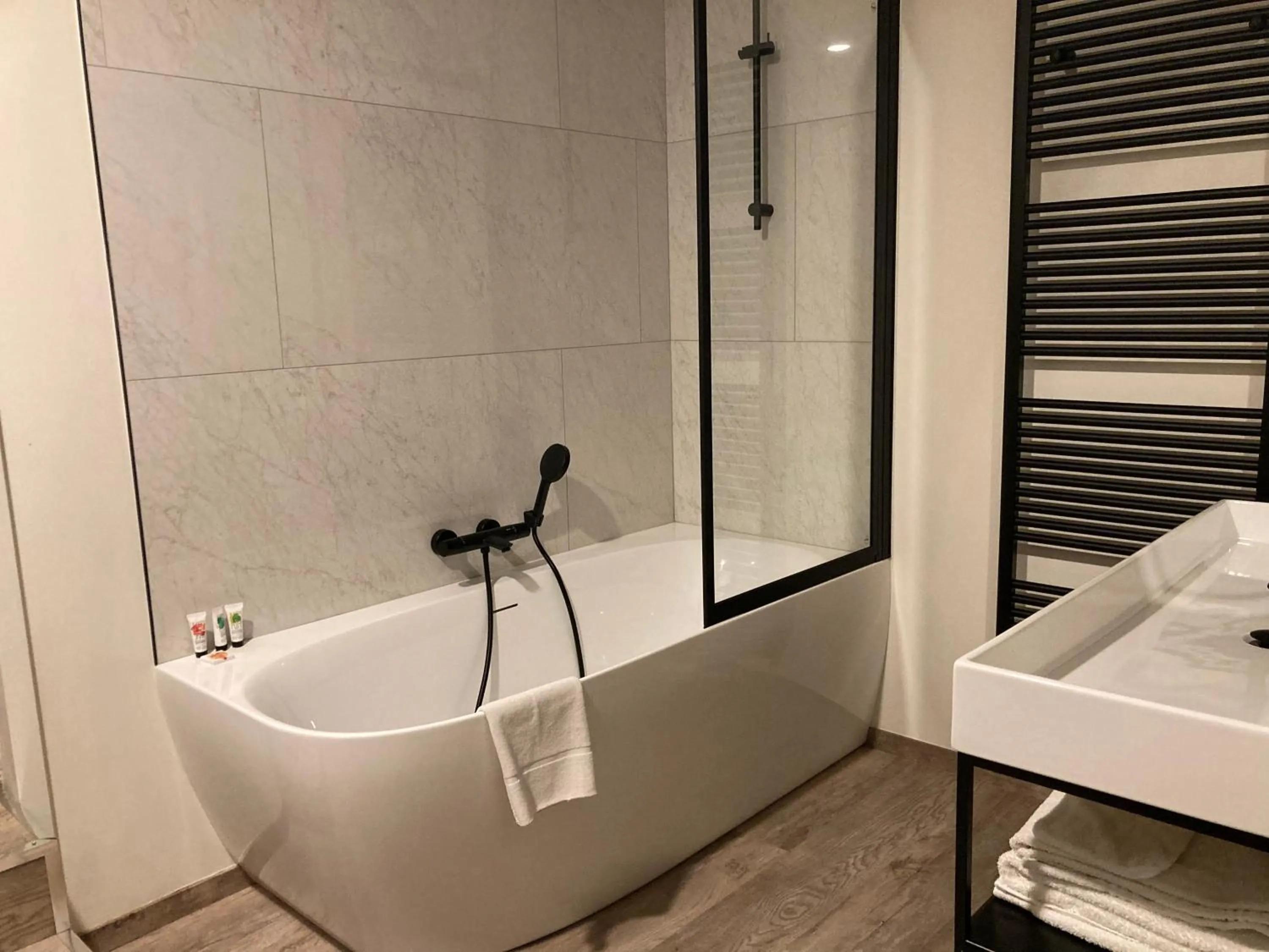 Bathroom in RS10 B&B Turnhout