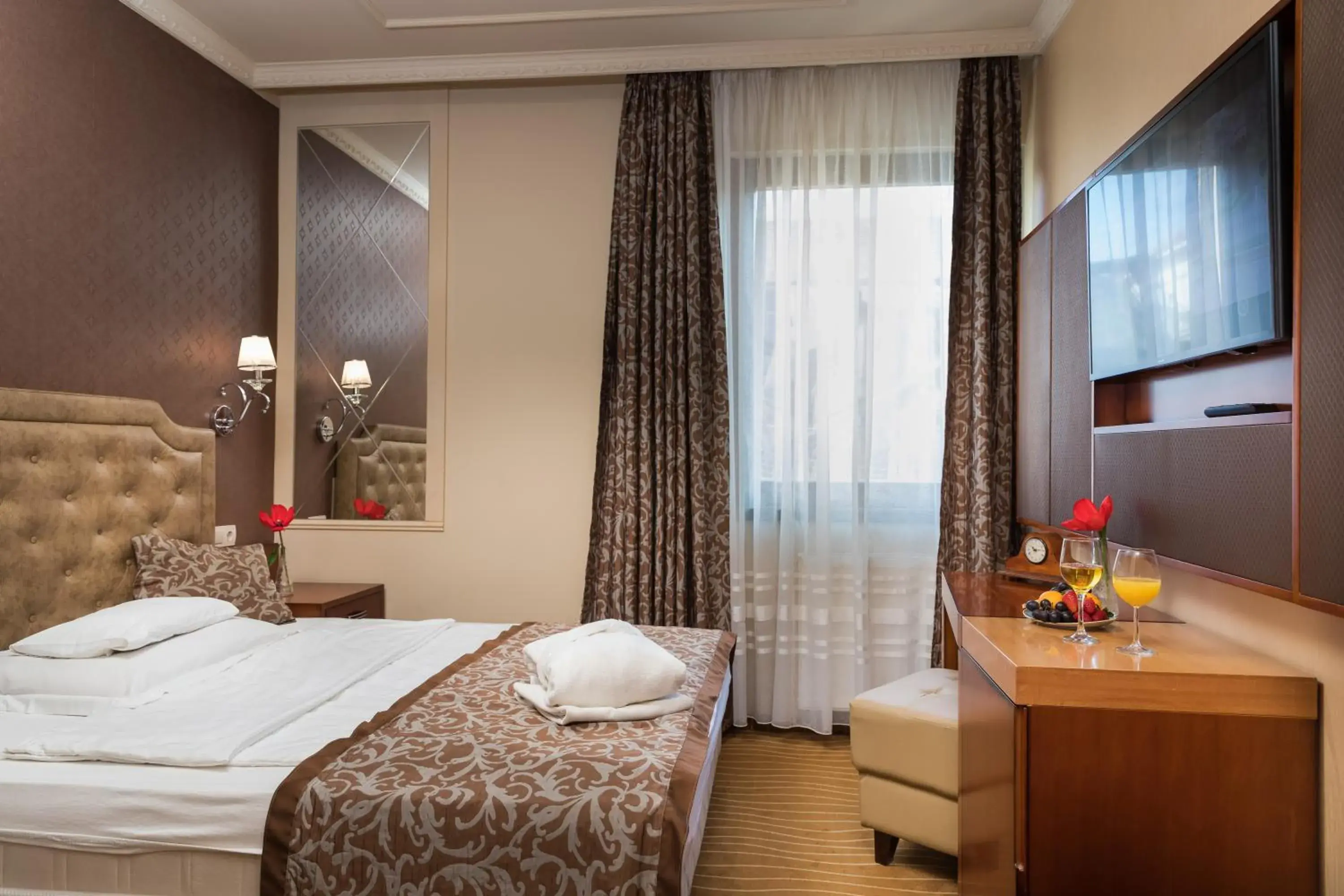 Double Room in Golden Ball Club Double Room in Golden Ball Club