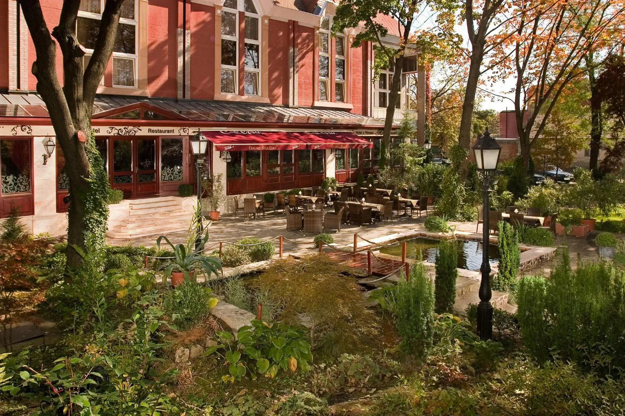 Property building in Golden Ball Club