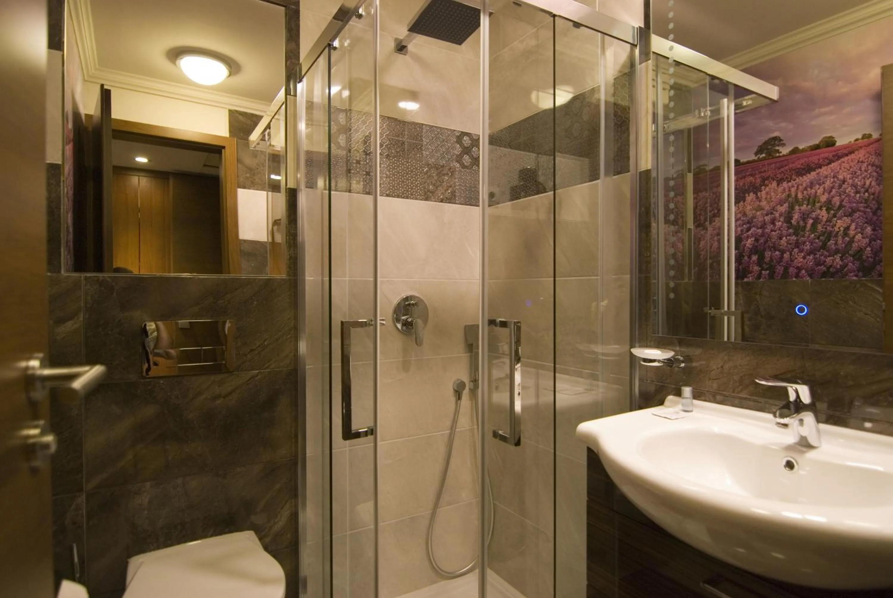 Bathroom in Golden Ball Club