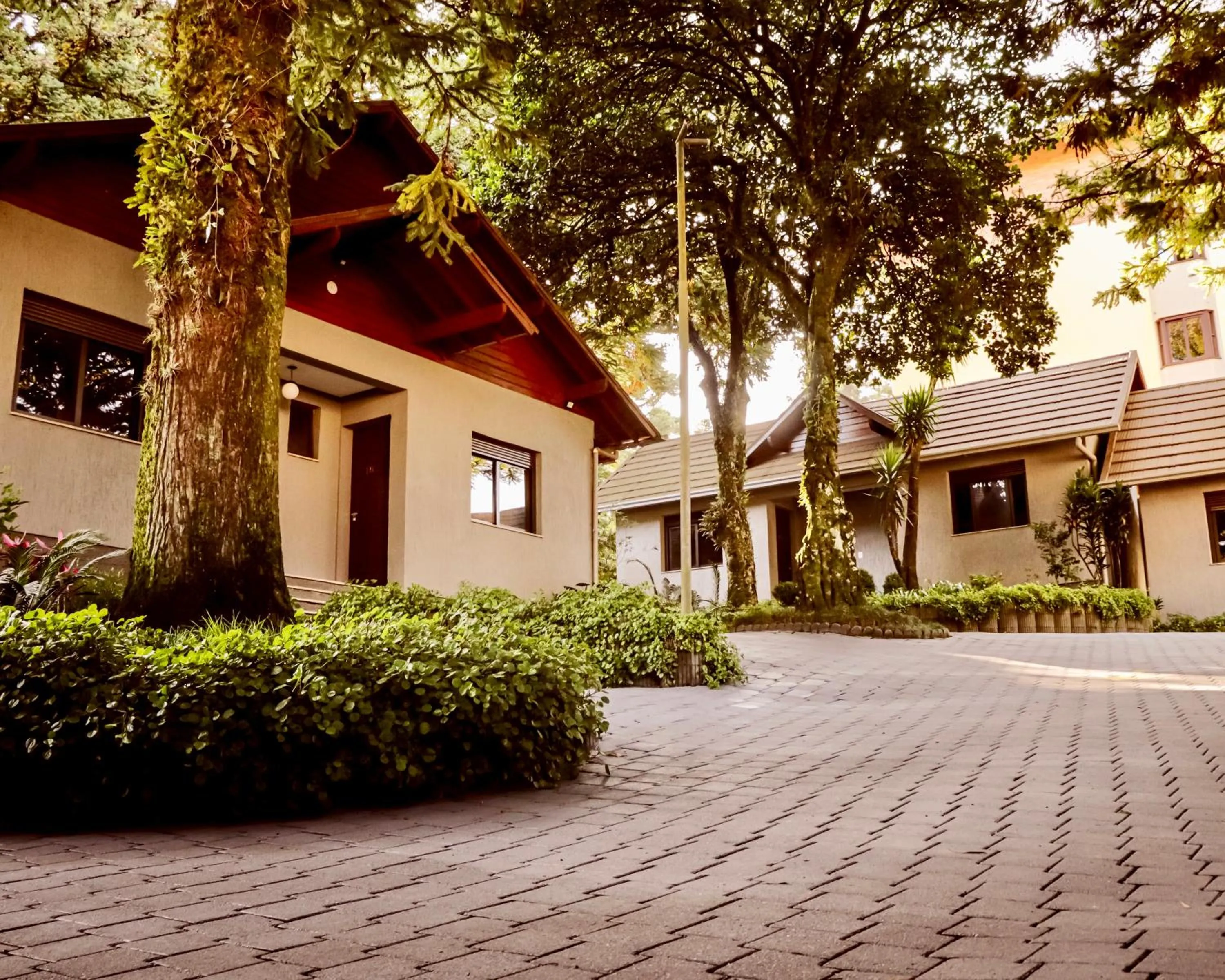 Property building in Hotel Pequeno Bosque