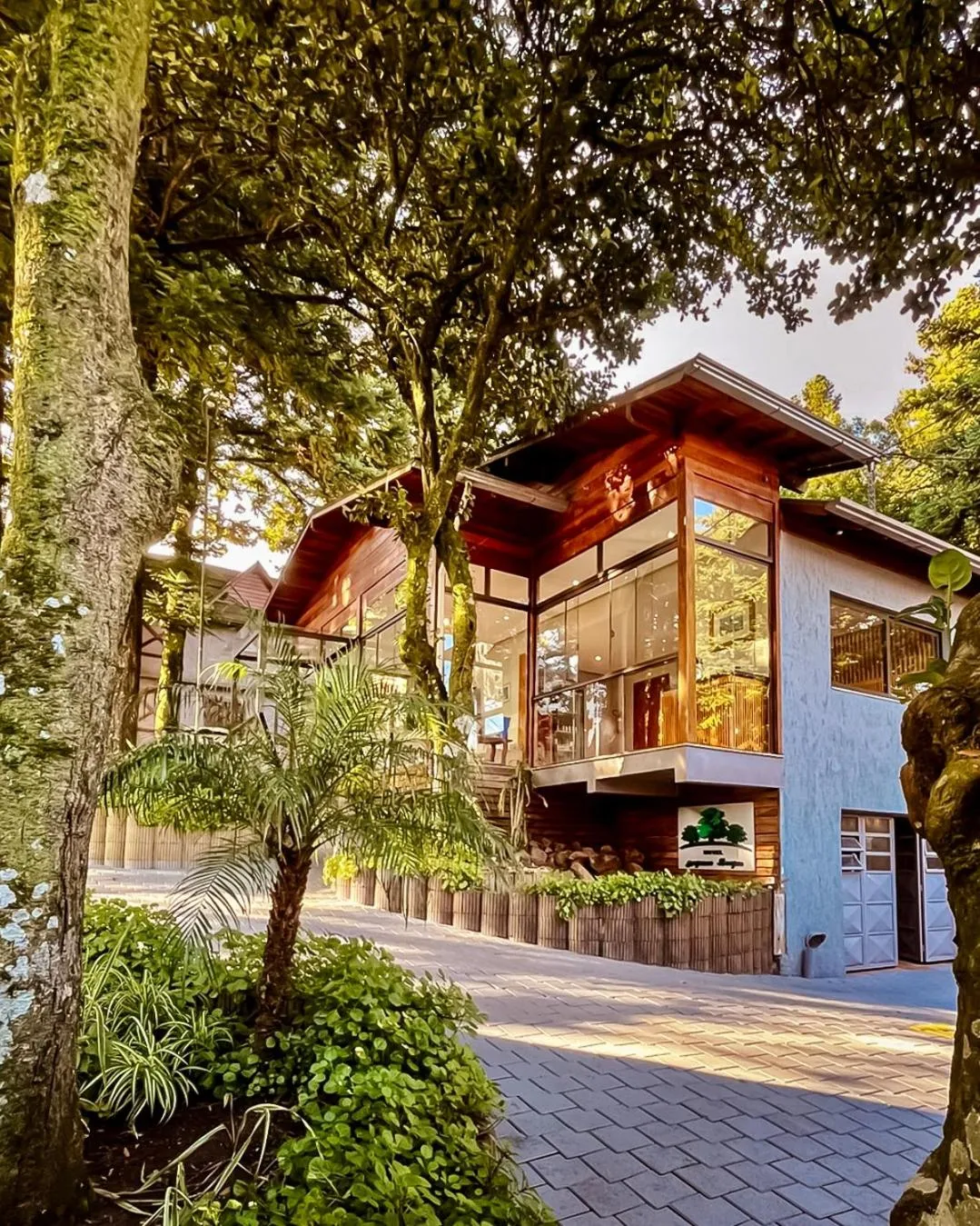 Property building in Hotel Pequeno Bosque