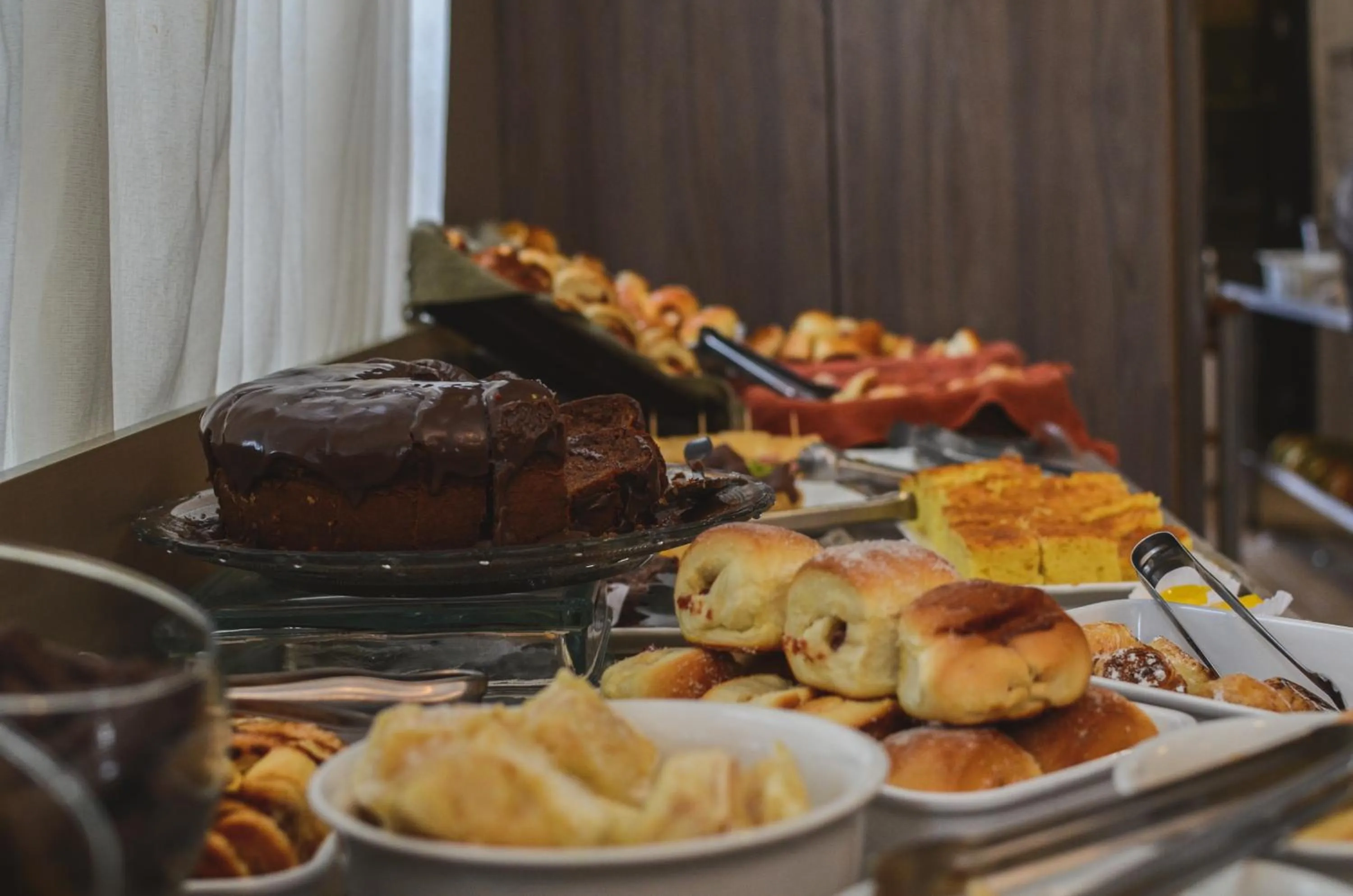 Buffet breakfast in Class Hotel Varginha