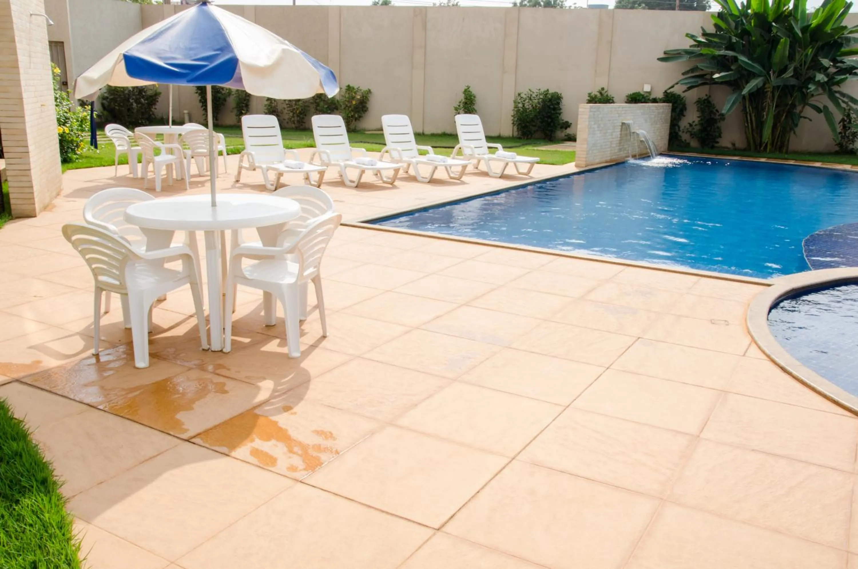 Pool view in Vale dos Carajás Hotel