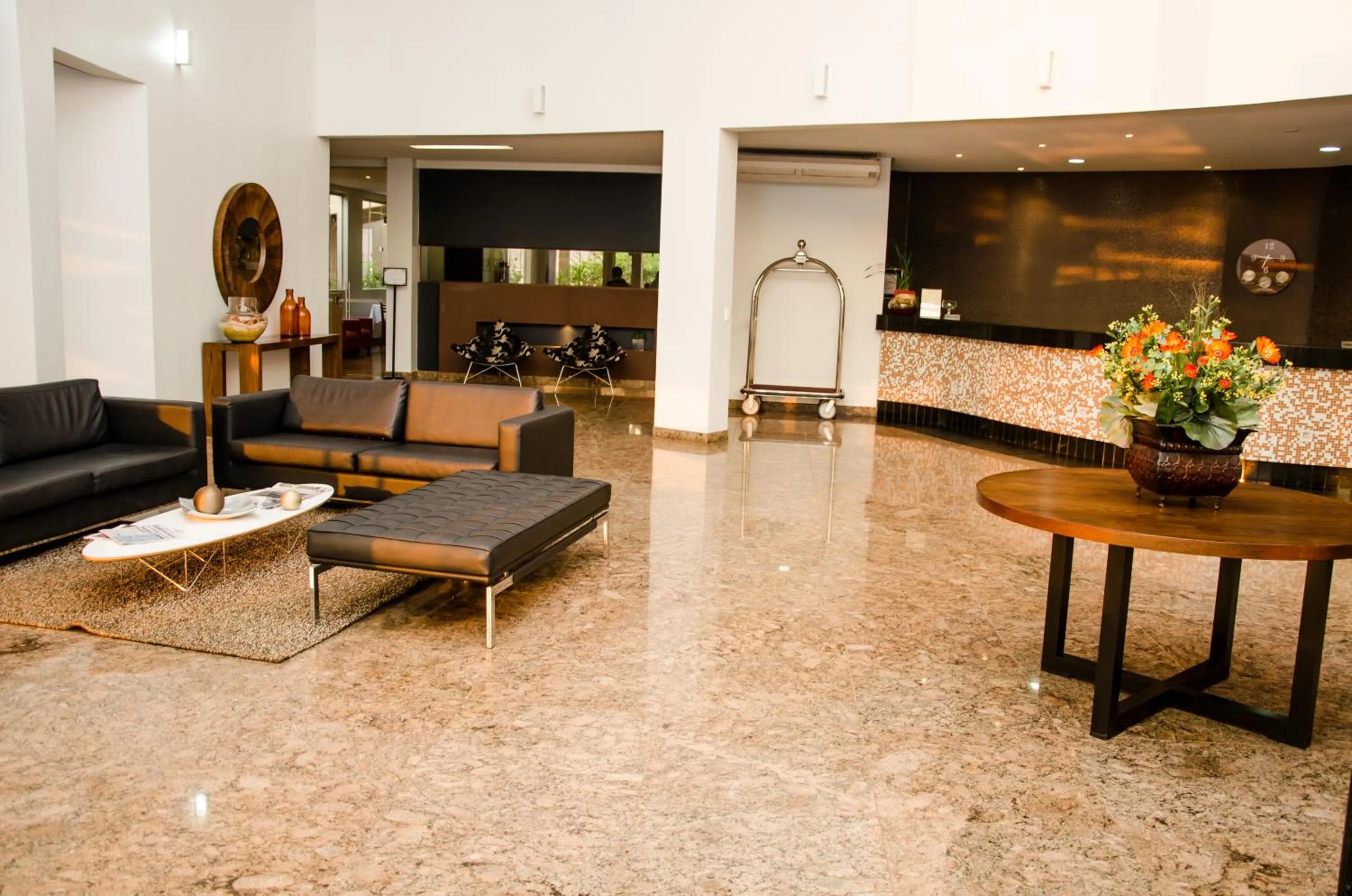 Lobby or reception in Vale dos Carajás Hotel