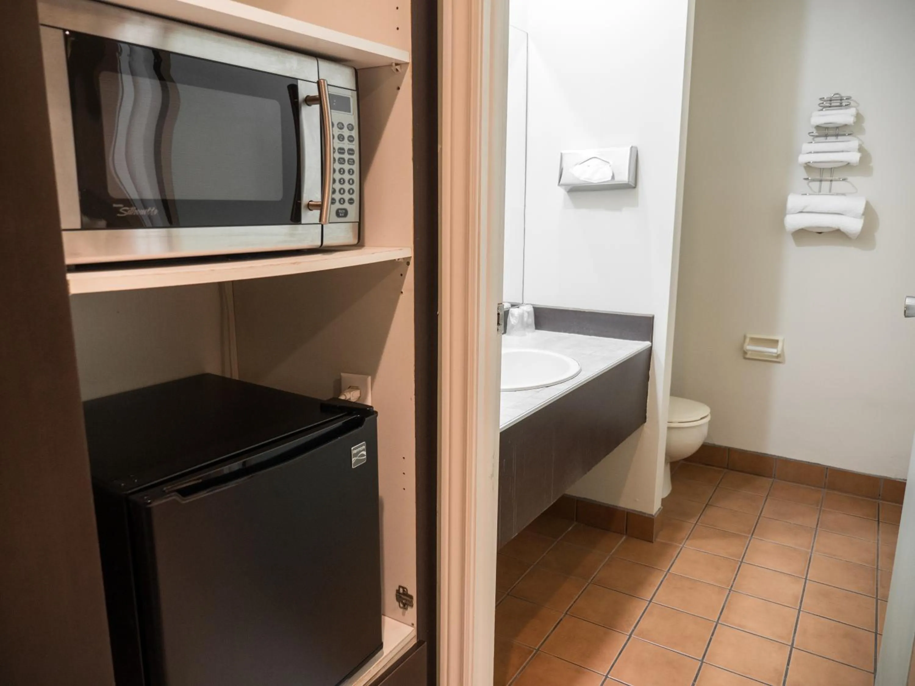 Bathroom in Motel Classique