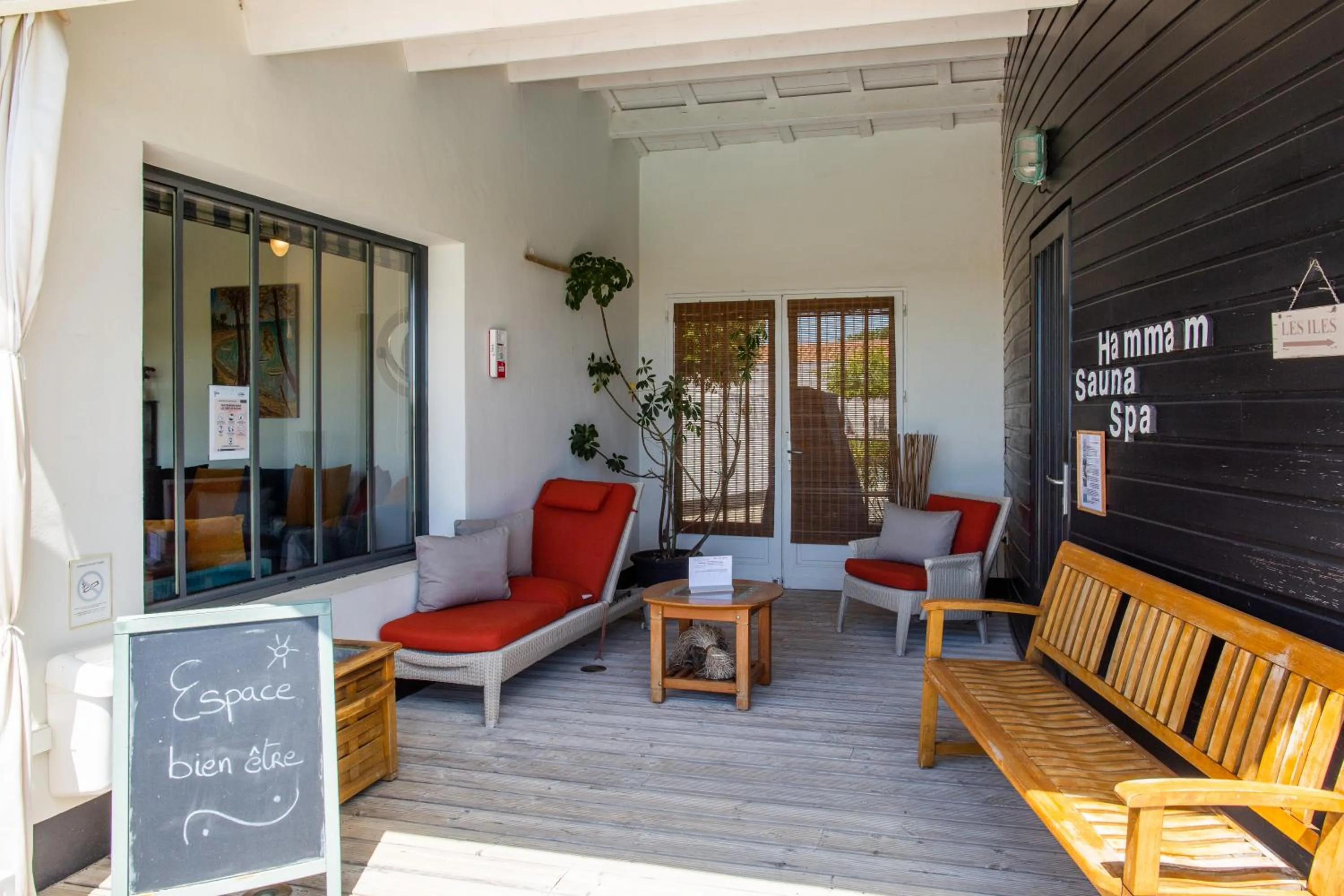 Spa and wellness centre/facilities in Hôtel Les Vignes de la Chapelle, "The Originals Relais"
