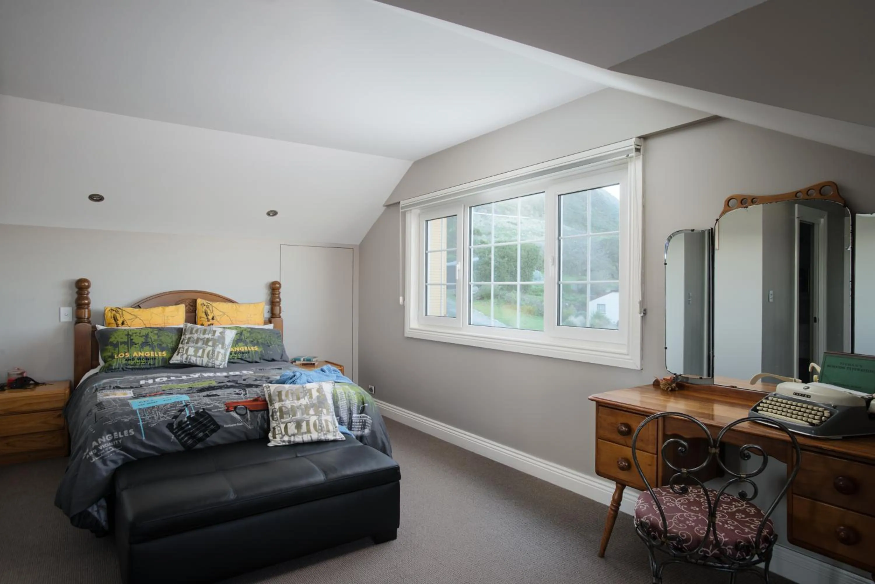 Bedroom, Bed in The Ark Stanley Luxury Bed and Breakfast