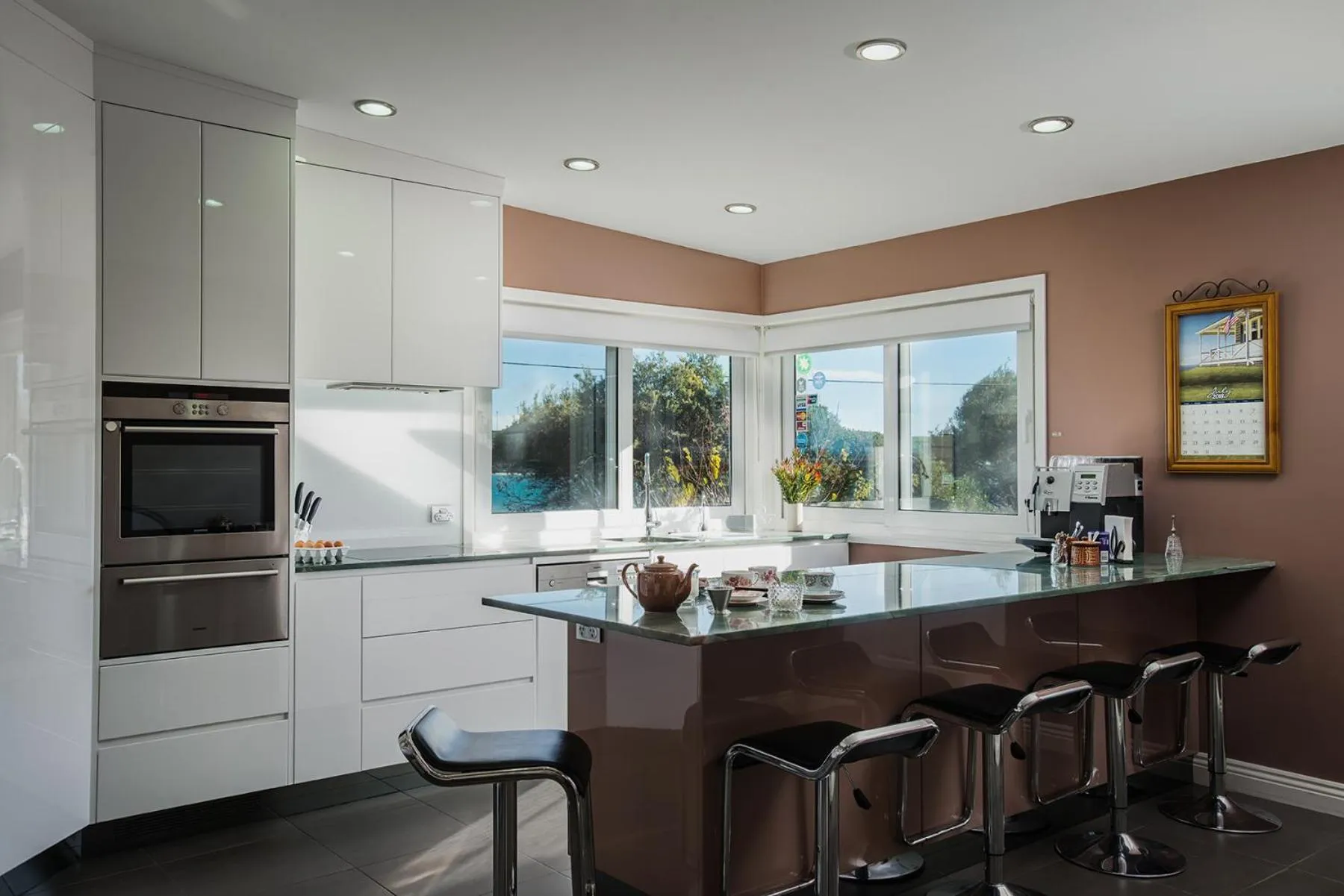 Property building in The Ark Stanley Luxury Bed and Breakfast