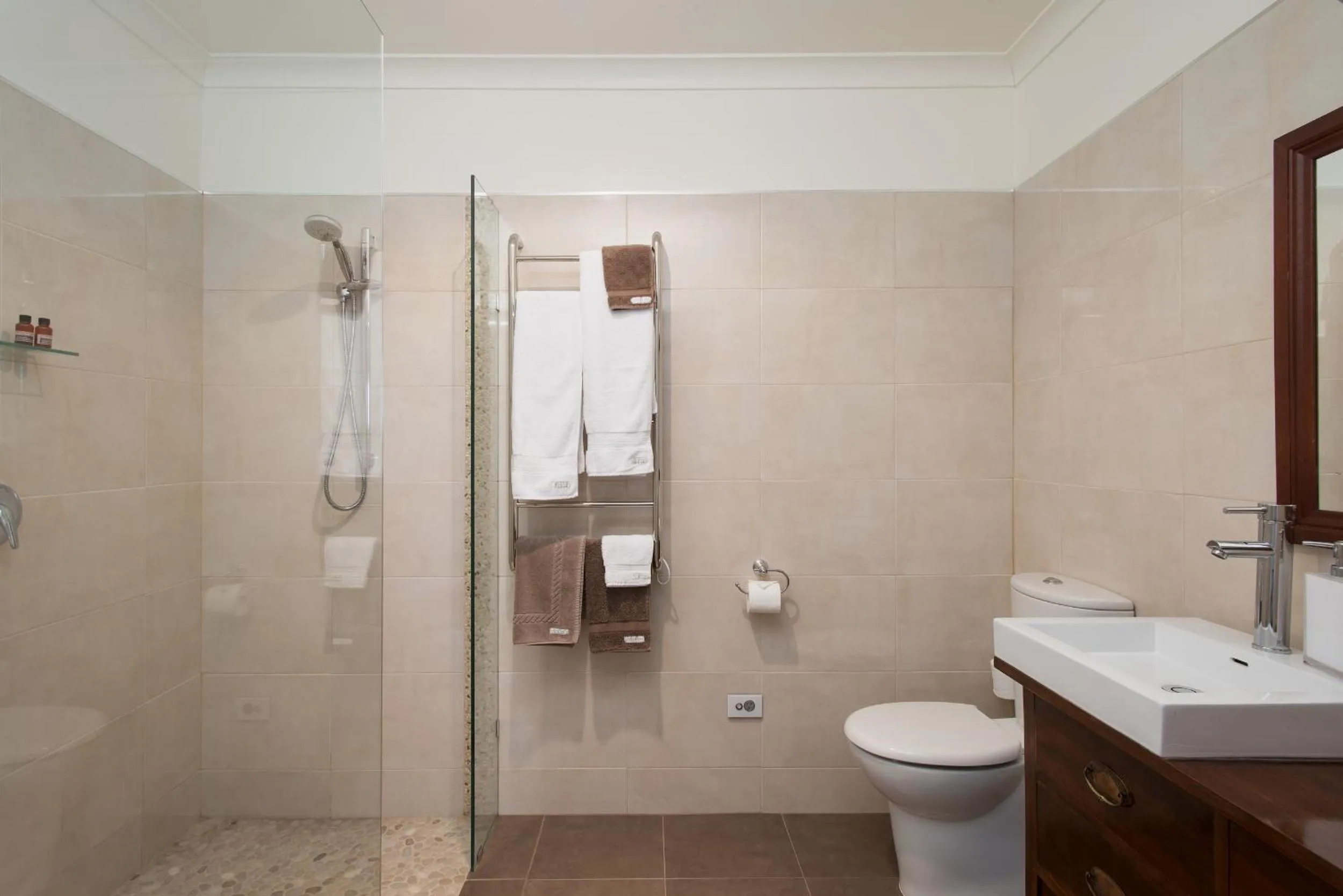 Bathroom in The Ark Stanley Luxury Bed and Breakfast