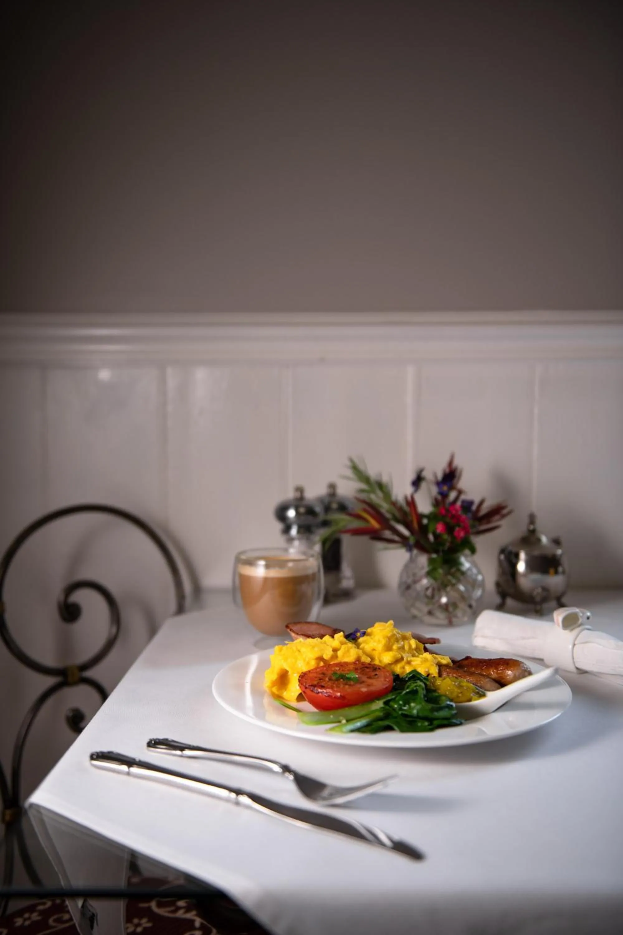 Breakfast in The Ark Stanley Luxury Bed and Breakfast