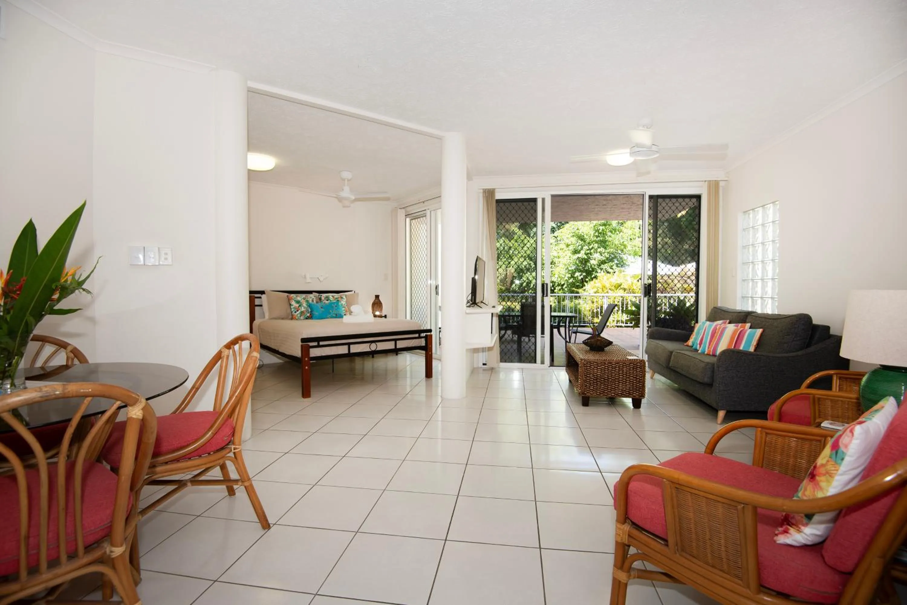 Golden Sands Beachfront Resort