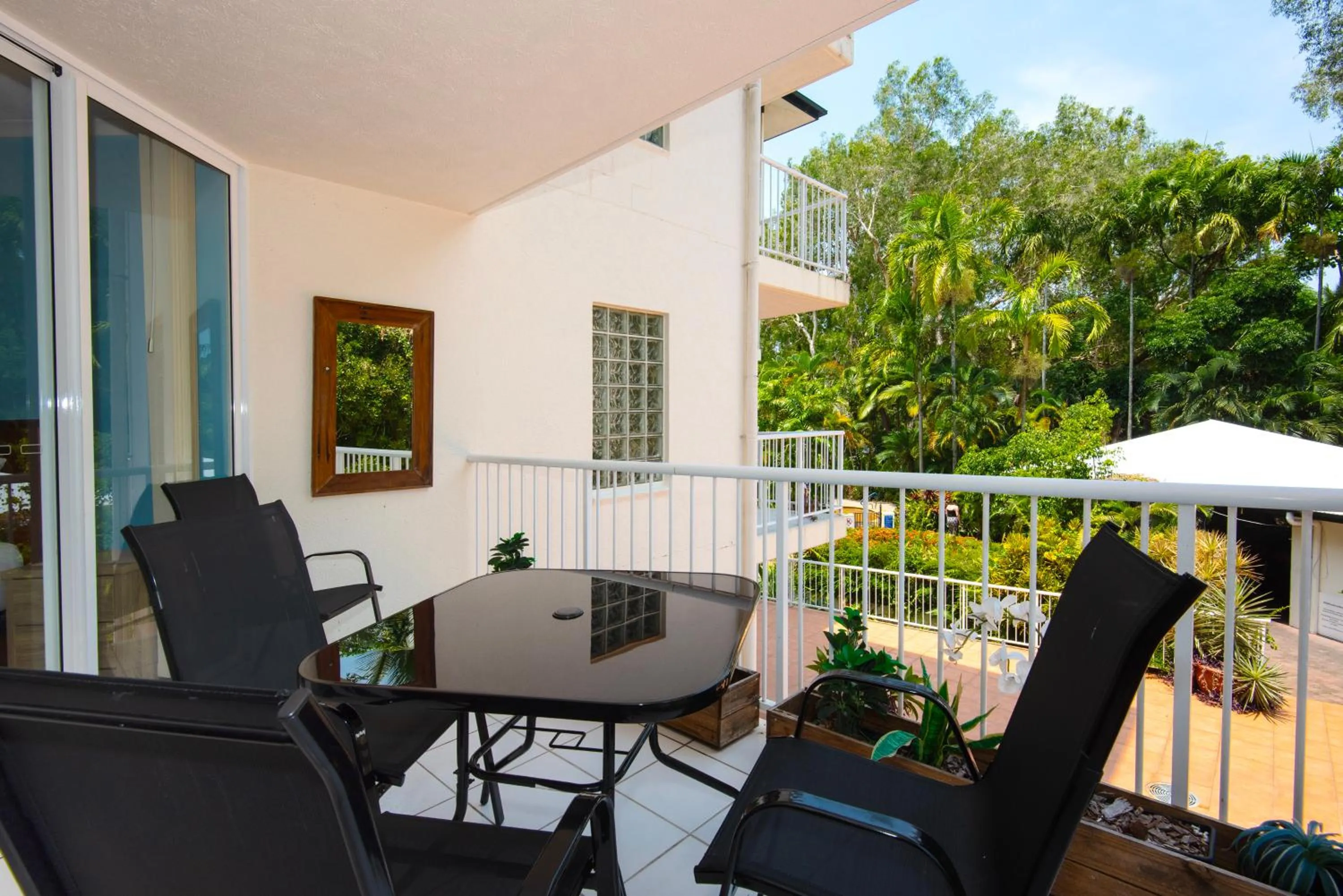 Balcony/Terrace in Golden Sands Beachfront Resort