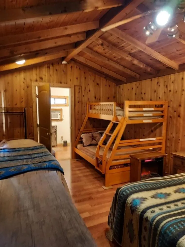 Bed in Grand Canyon Western Ranch