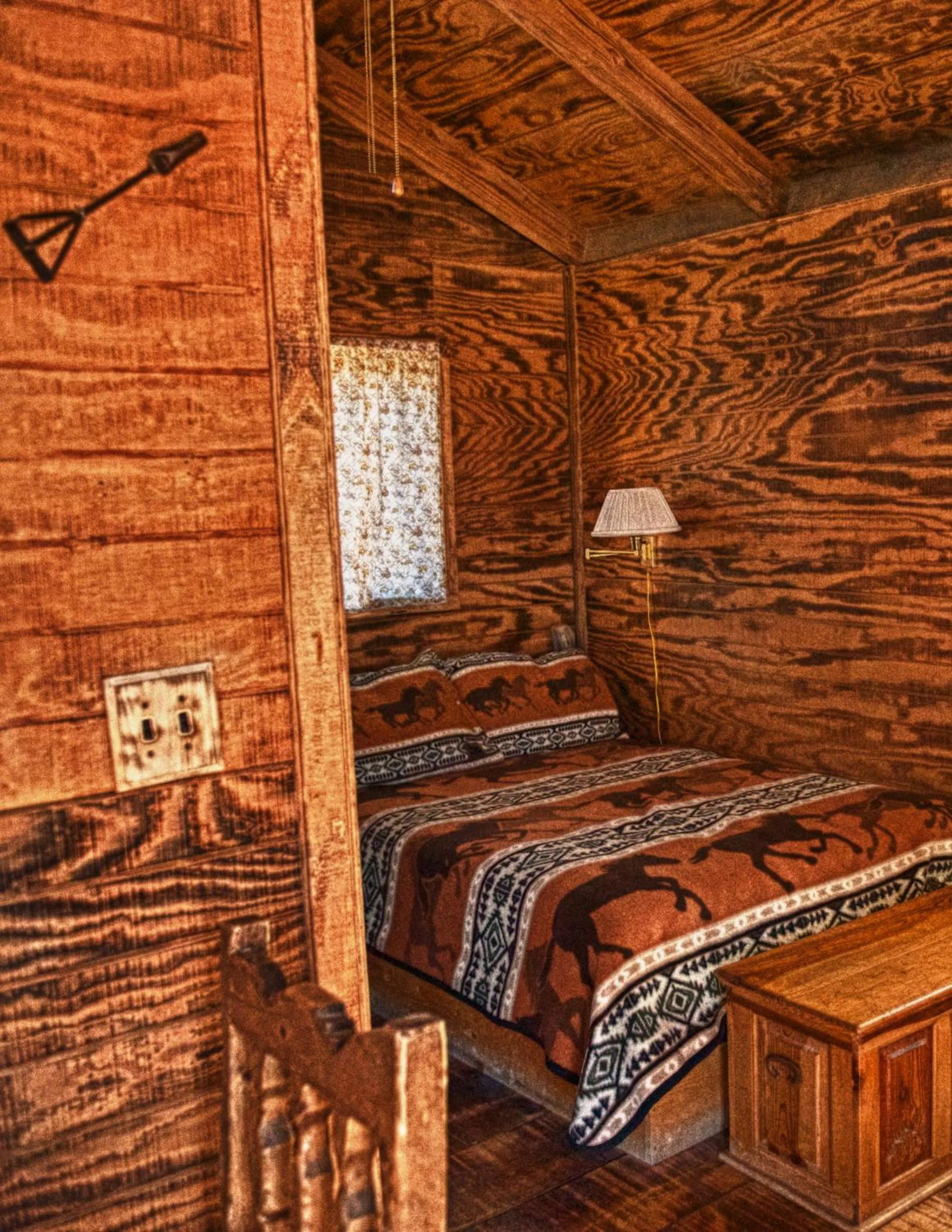 Bed in Grand Canyon Western Ranch