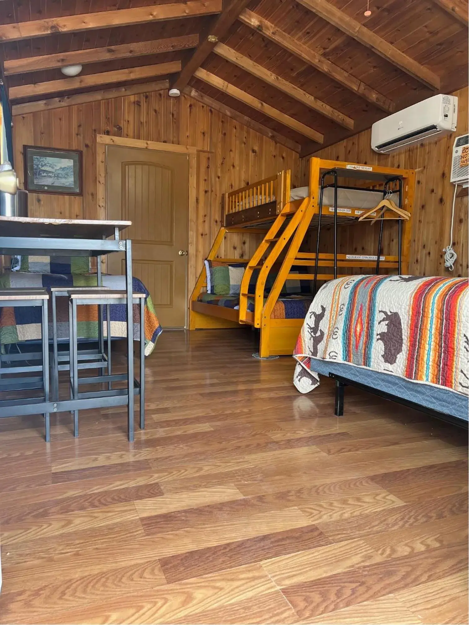 Superior Cottage in Grand Canyon Western Ranch Superior Cottage in Grand Canyon Western Ranch