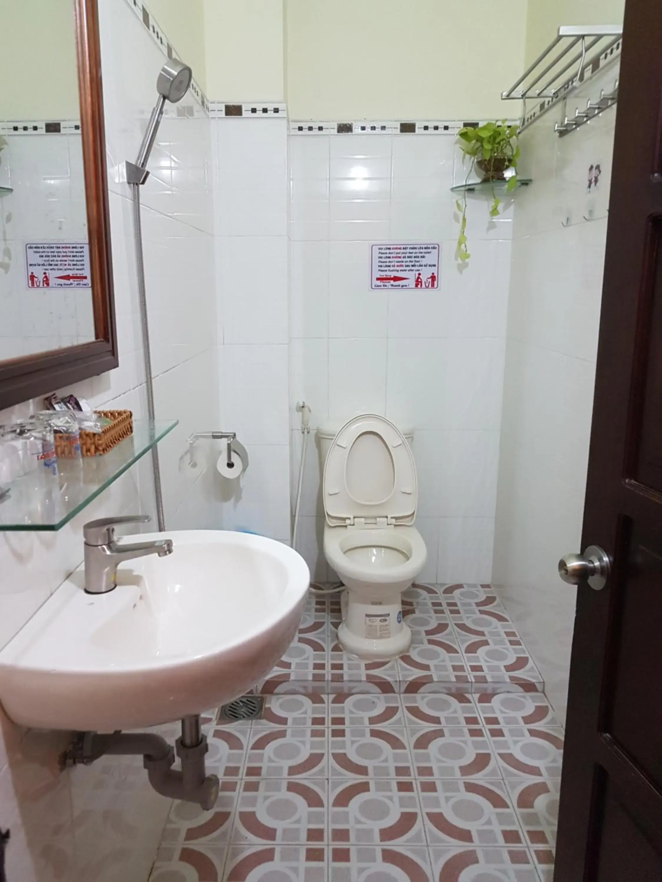 Deluxe King Room in Hostel Đặng Lợi ホステルダンロイ Deluxe King Room in Hostel Đặng Lợi ホステルダンロイ
