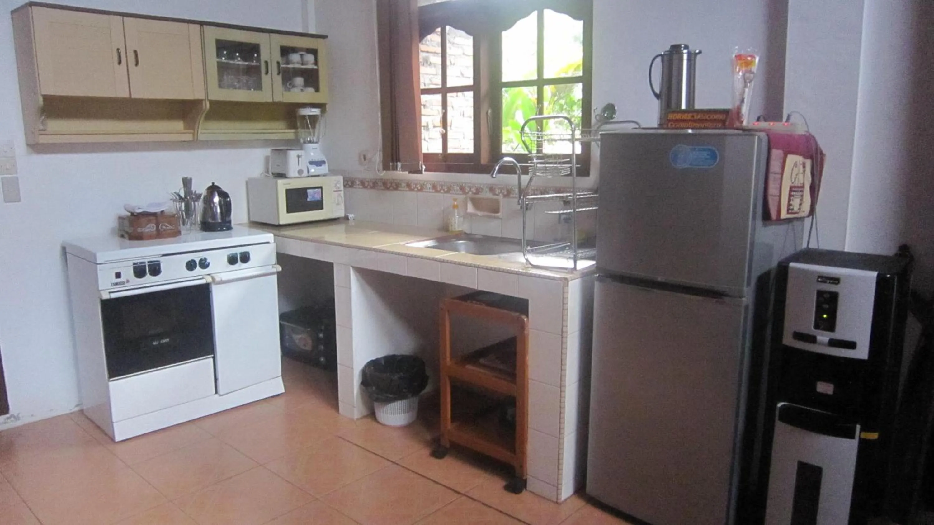 Coffee/tea facilities in Horas Family Home