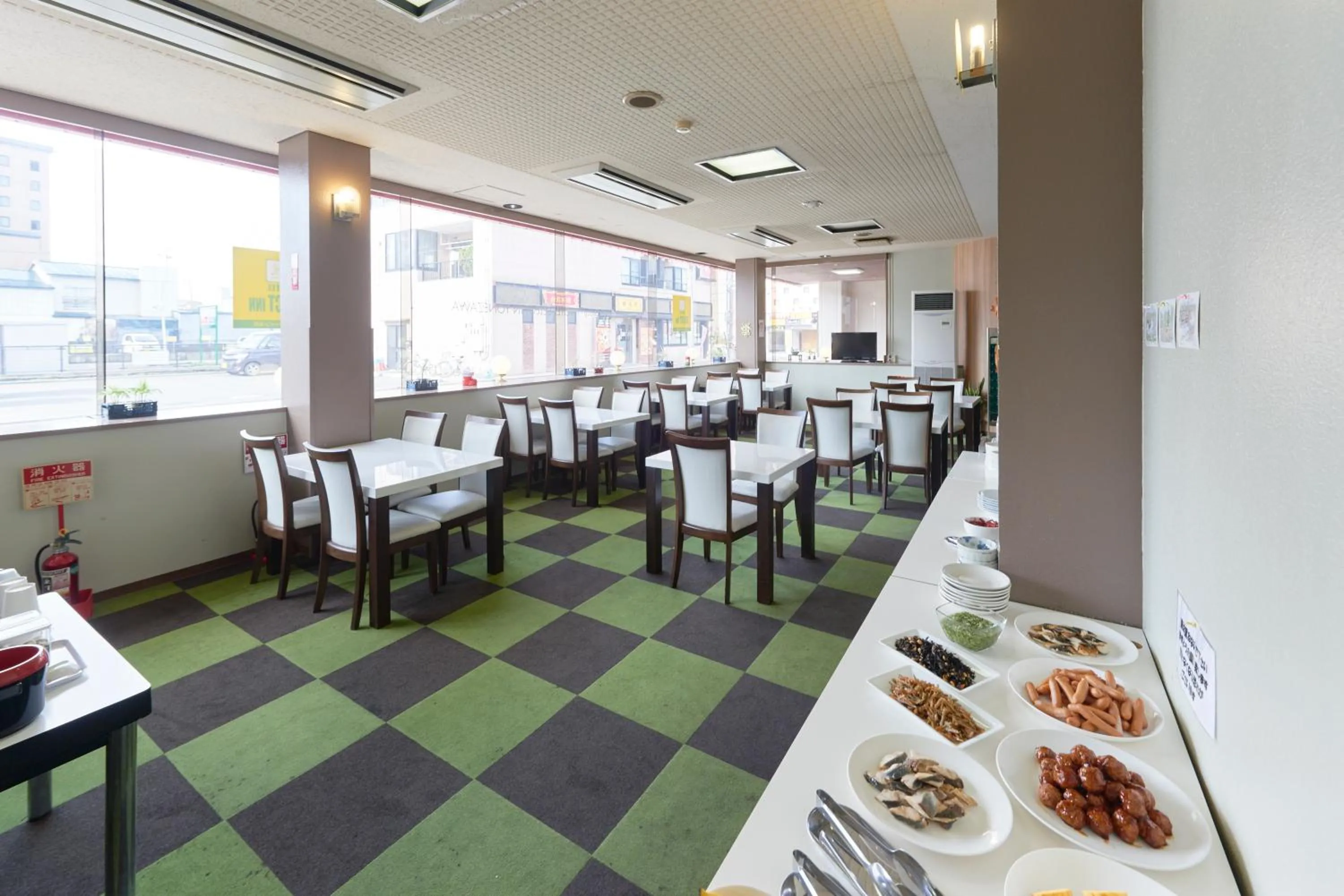 Restaurant/places to eat in Select Inn Yonezawa