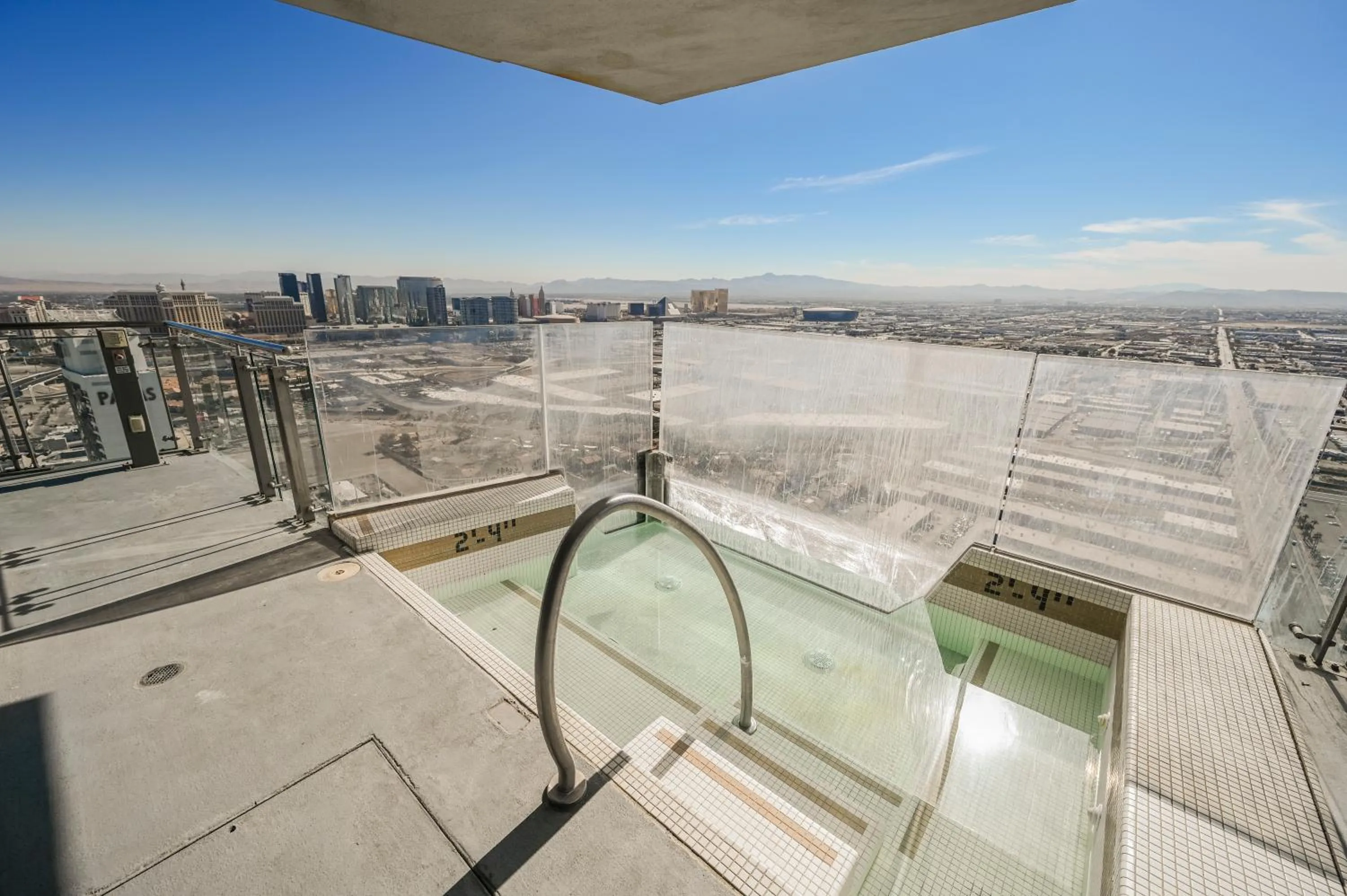 Balcony/Terrace in StripViewSuites Penthouse