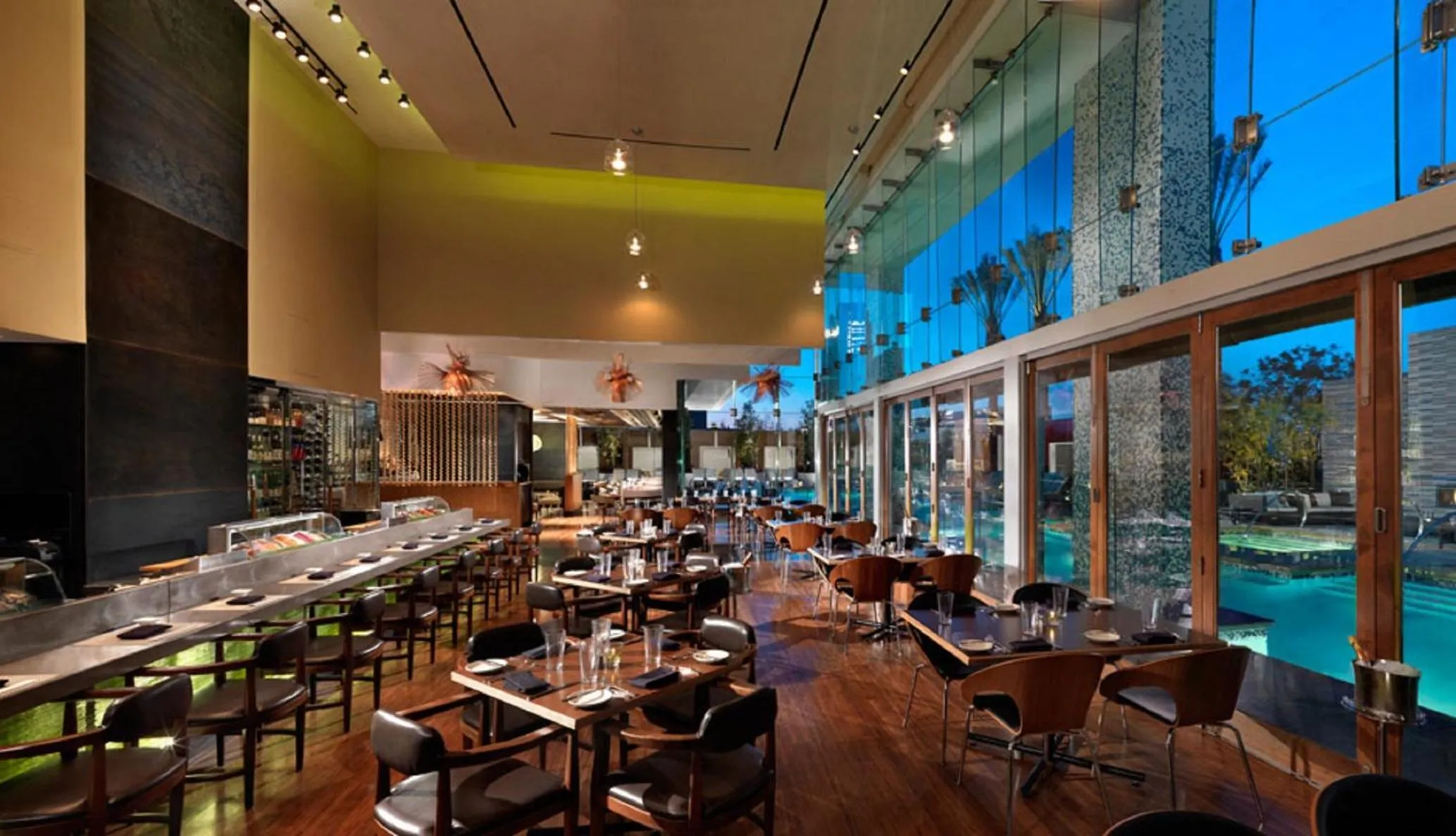 Restaurant/places to eat in StripViewSuites Penthouse